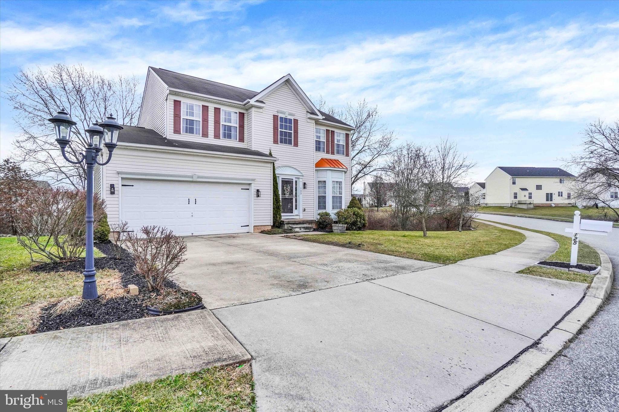 HUNTER CREEK - Residential