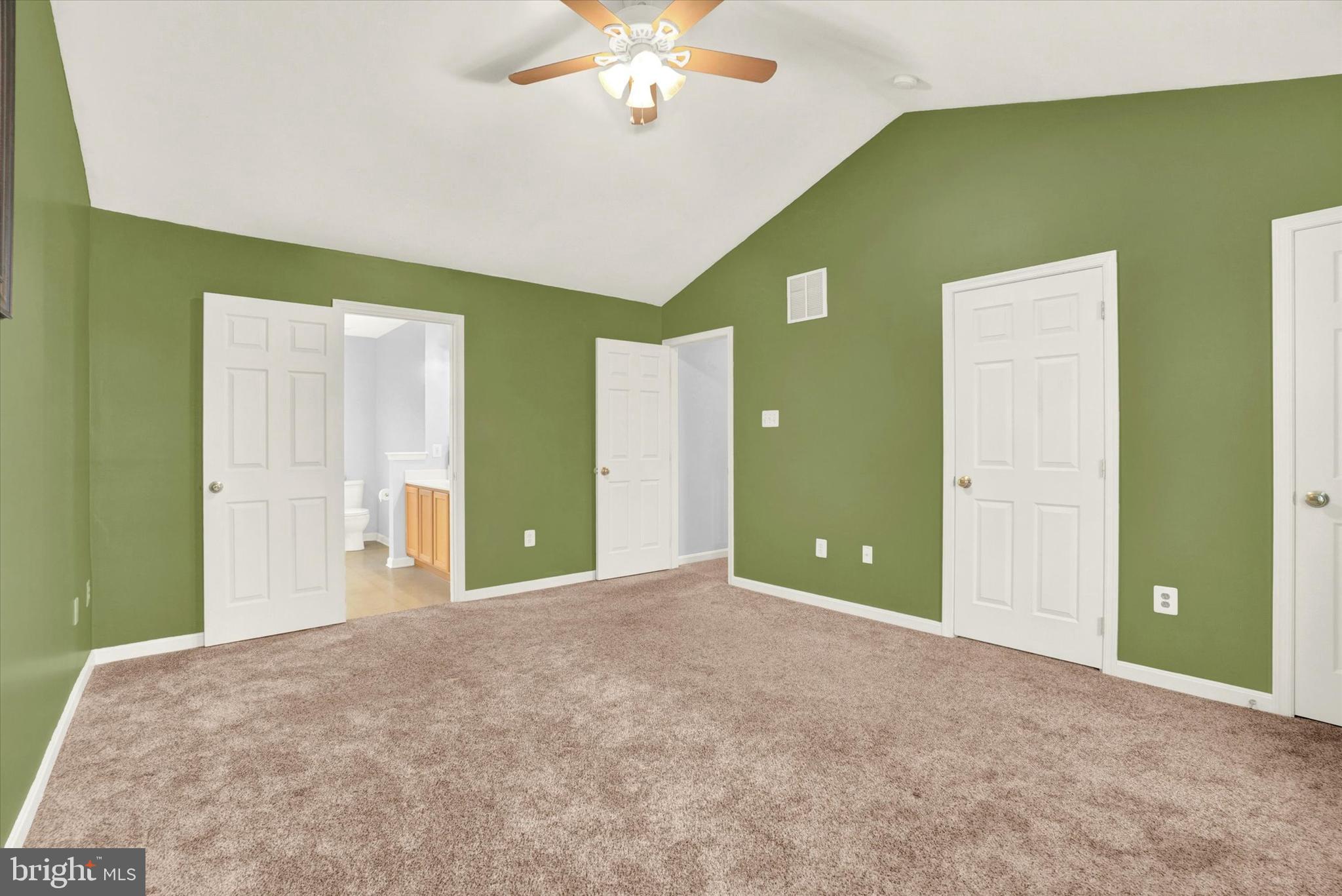 HUNTER CREEK - Residential