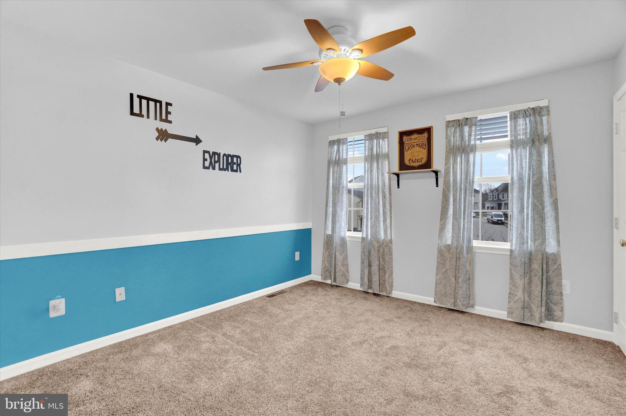 HUNTER CREEK - Residential