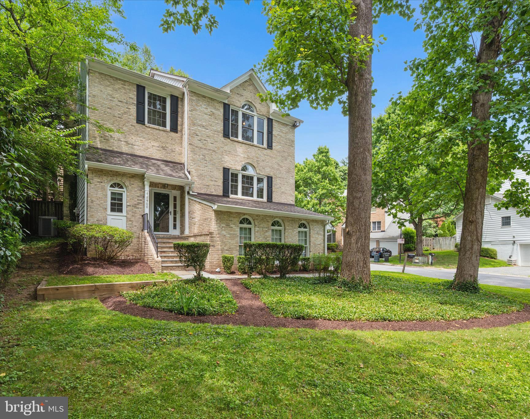 SOUTH WOODSIDE PARK - Residential