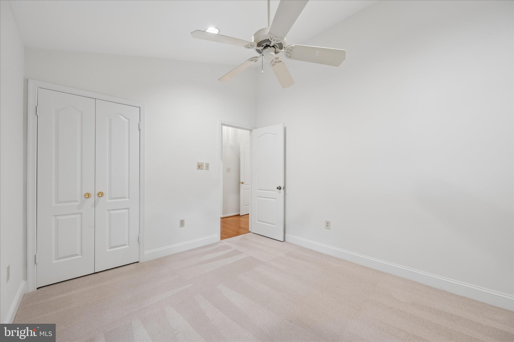 SOUTH WOODSIDE PARK - Residential