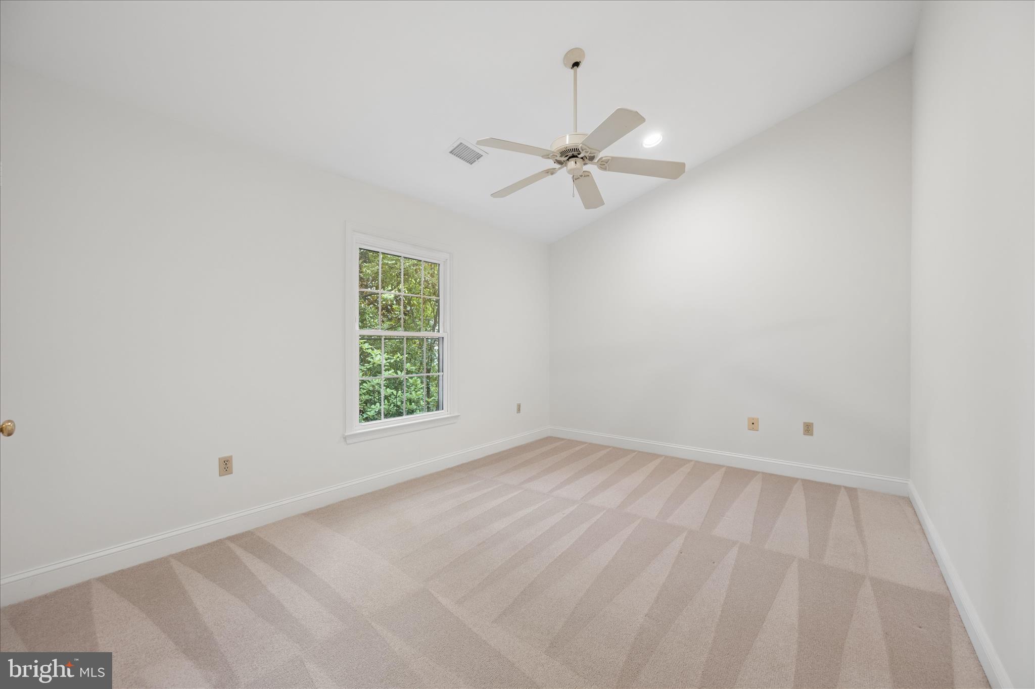 SOUTH WOODSIDE PARK - Residential