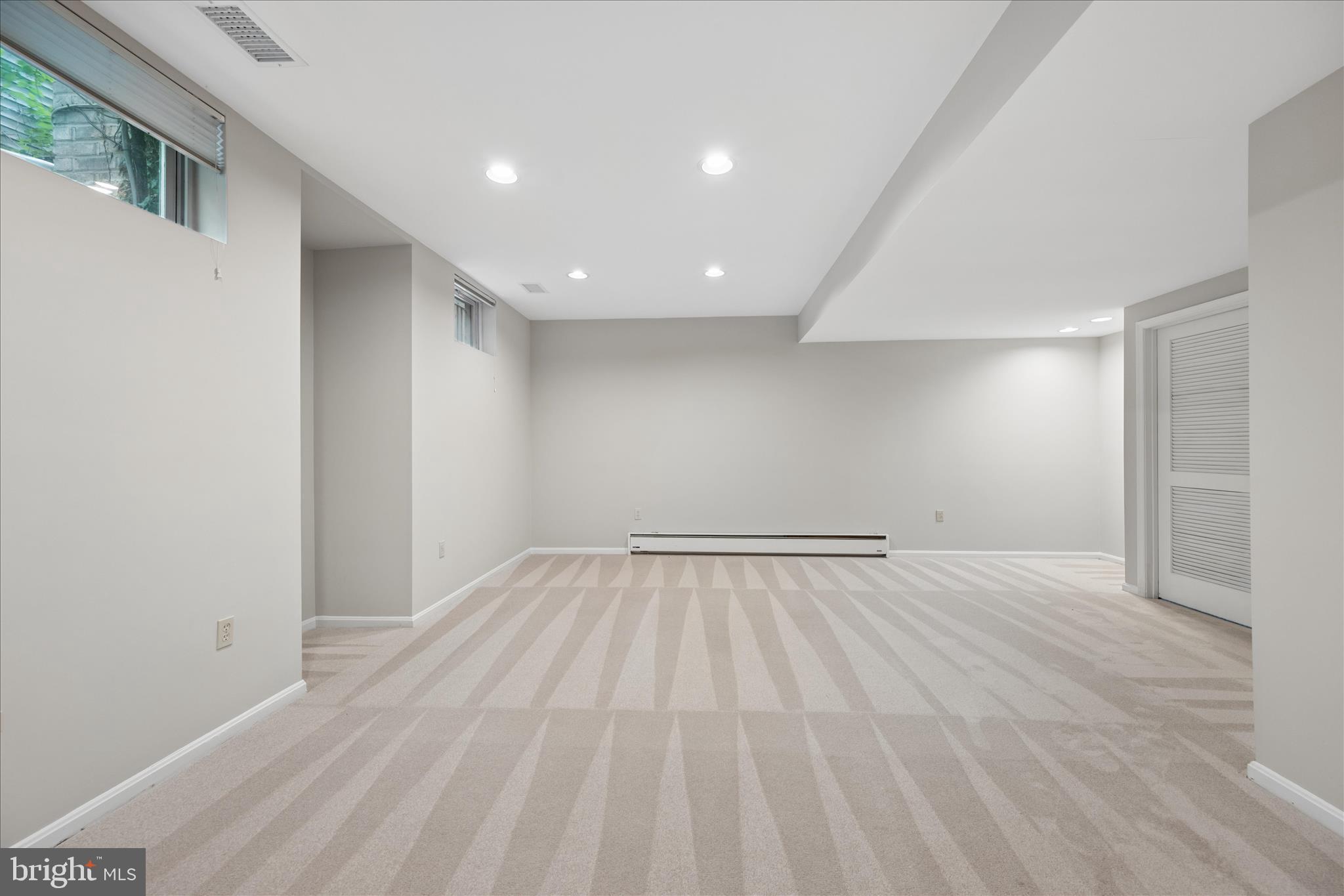 SOUTH WOODSIDE PARK - Residential