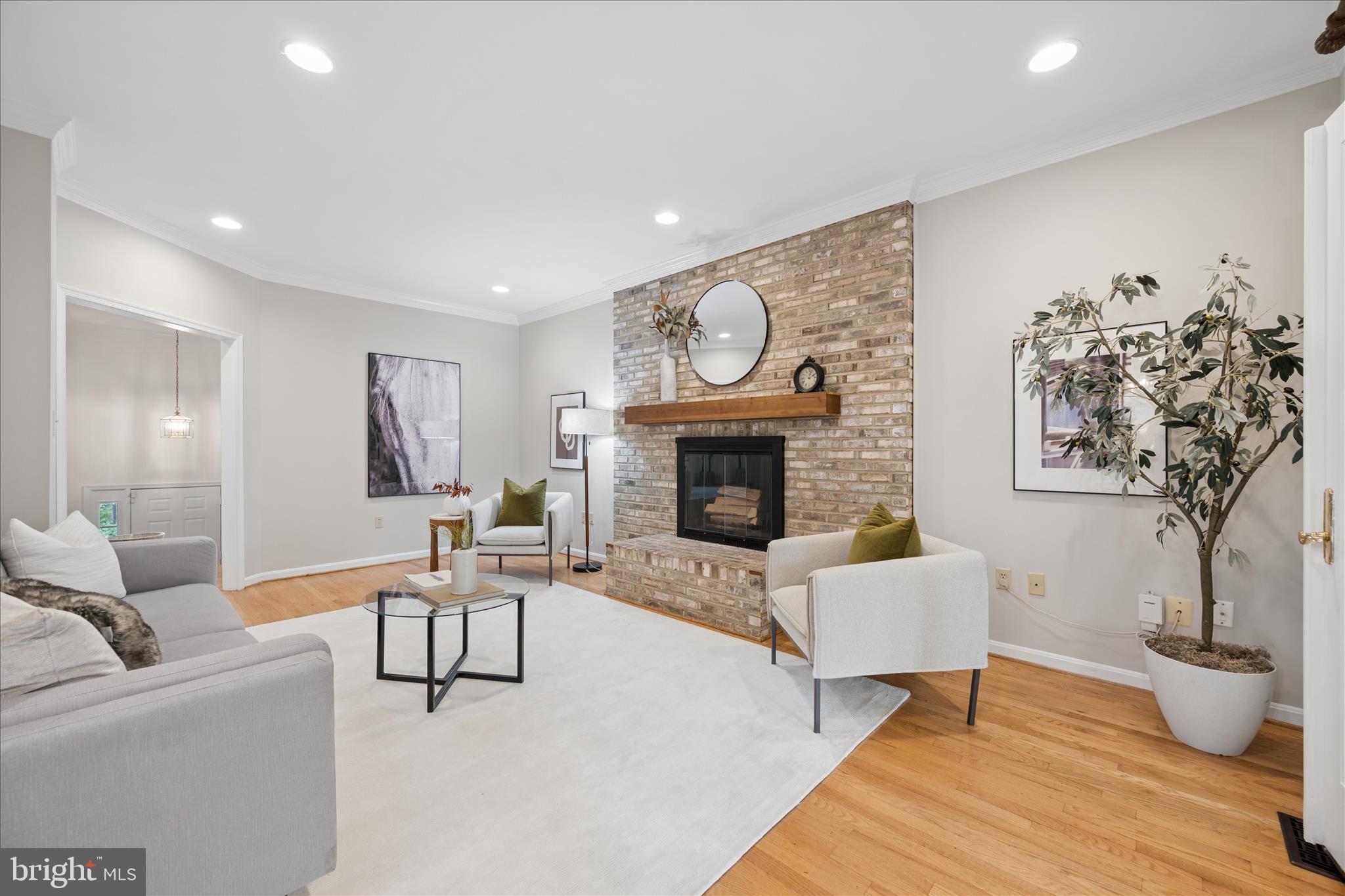 SOUTH WOODSIDE PARK - Residential