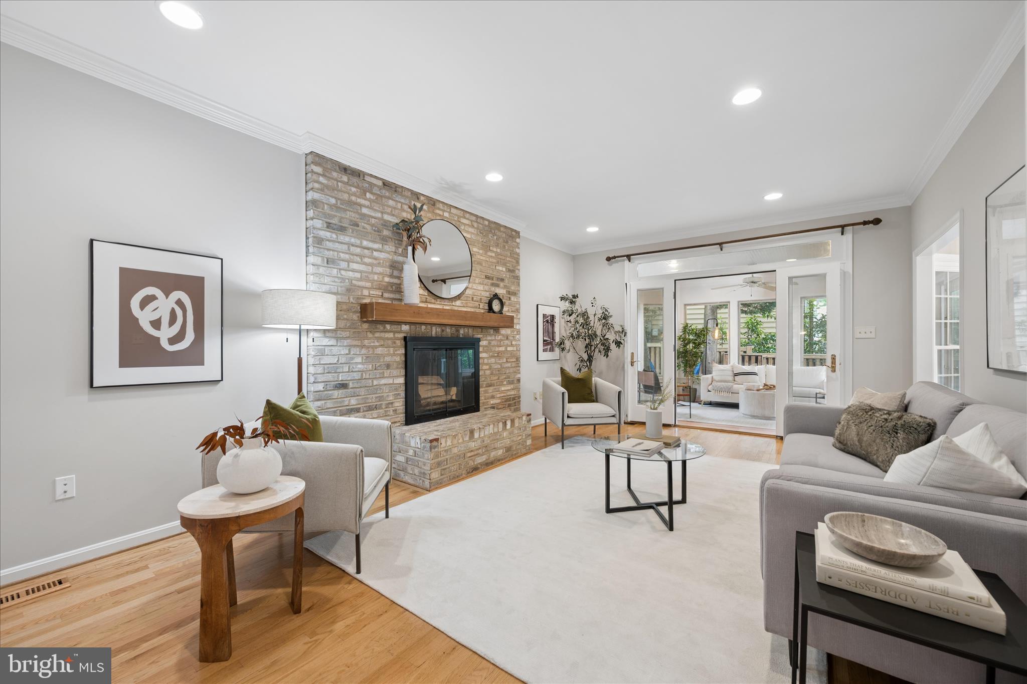 SOUTH WOODSIDE PARK - Residential
