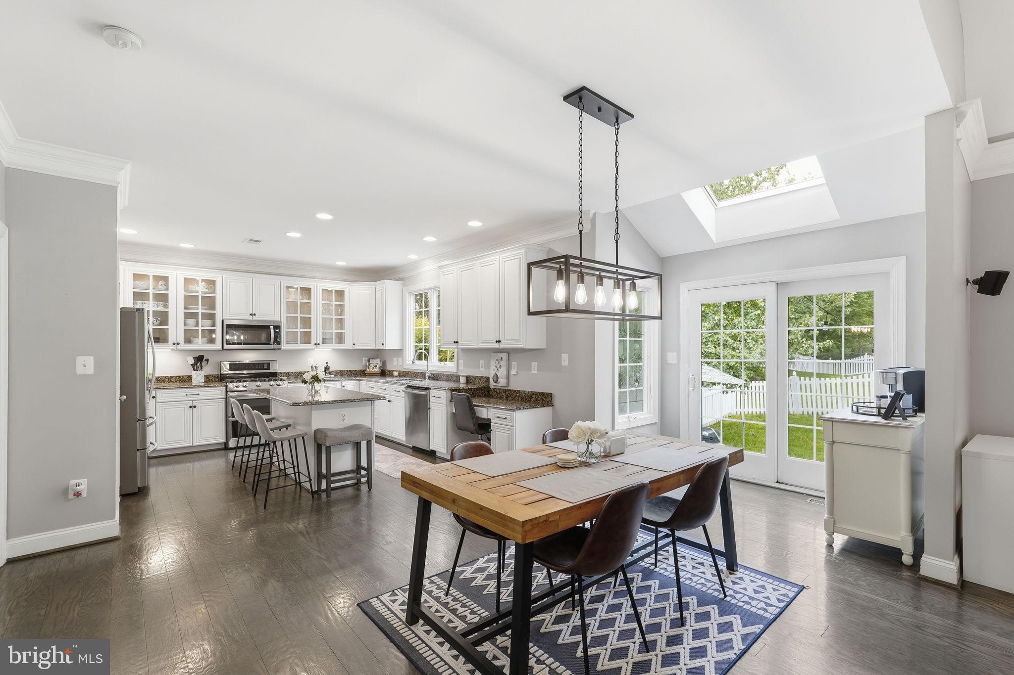 BELMONT COUNTRY CLUB - Residential