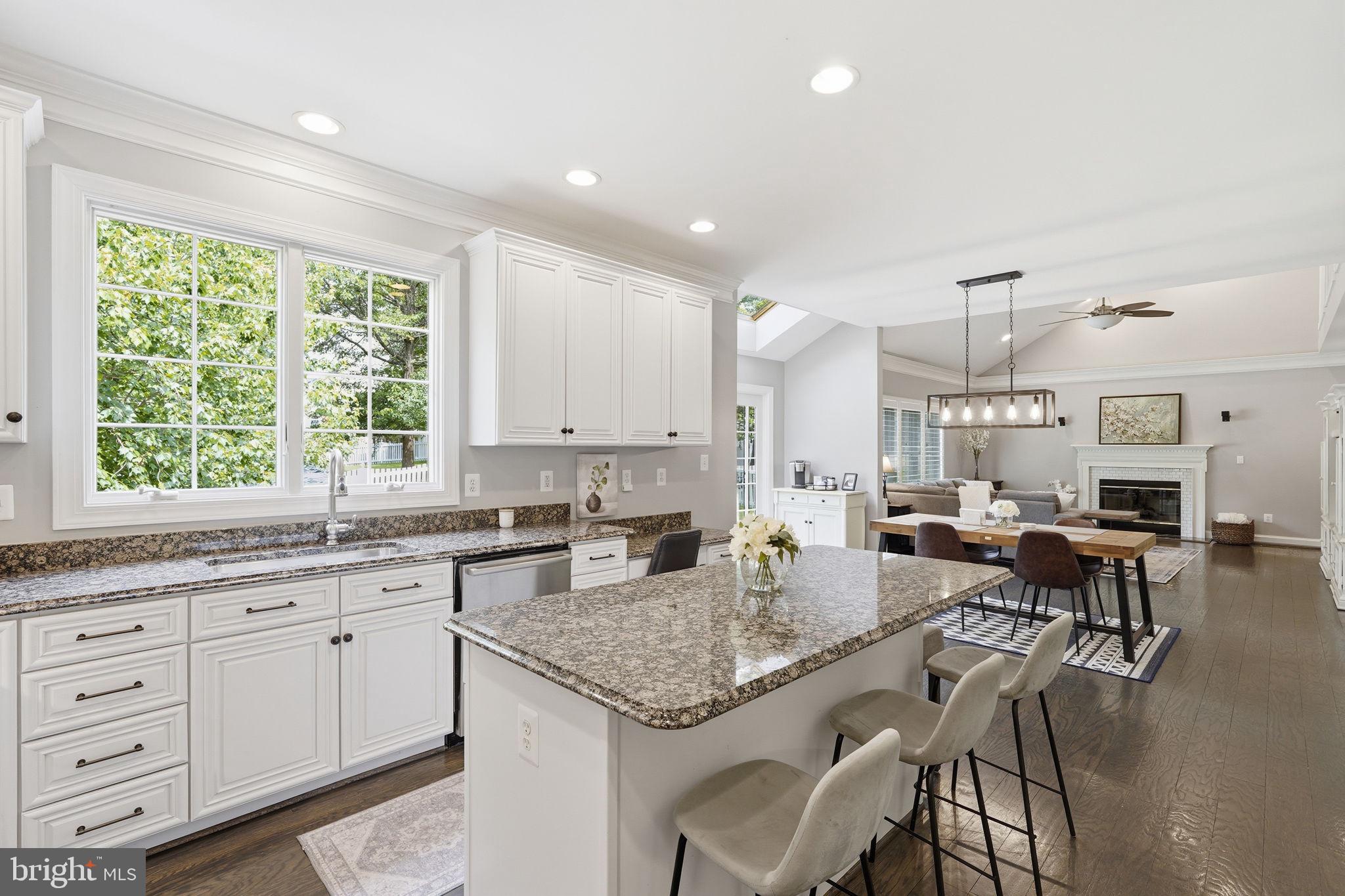 BELMONT COUNTRY CLUB - Residential