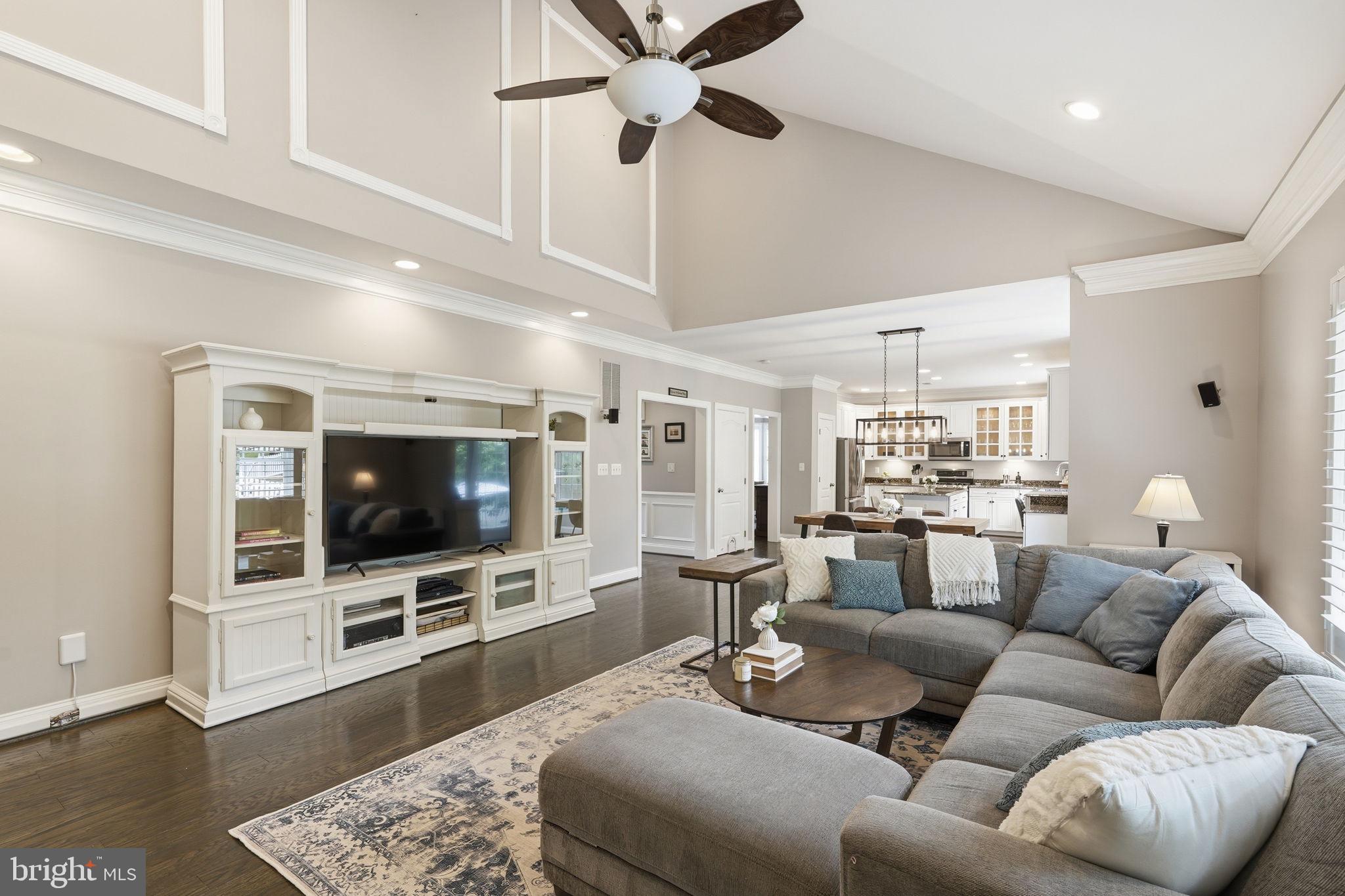 BELMONT COUNTRY CLUB - Residential
