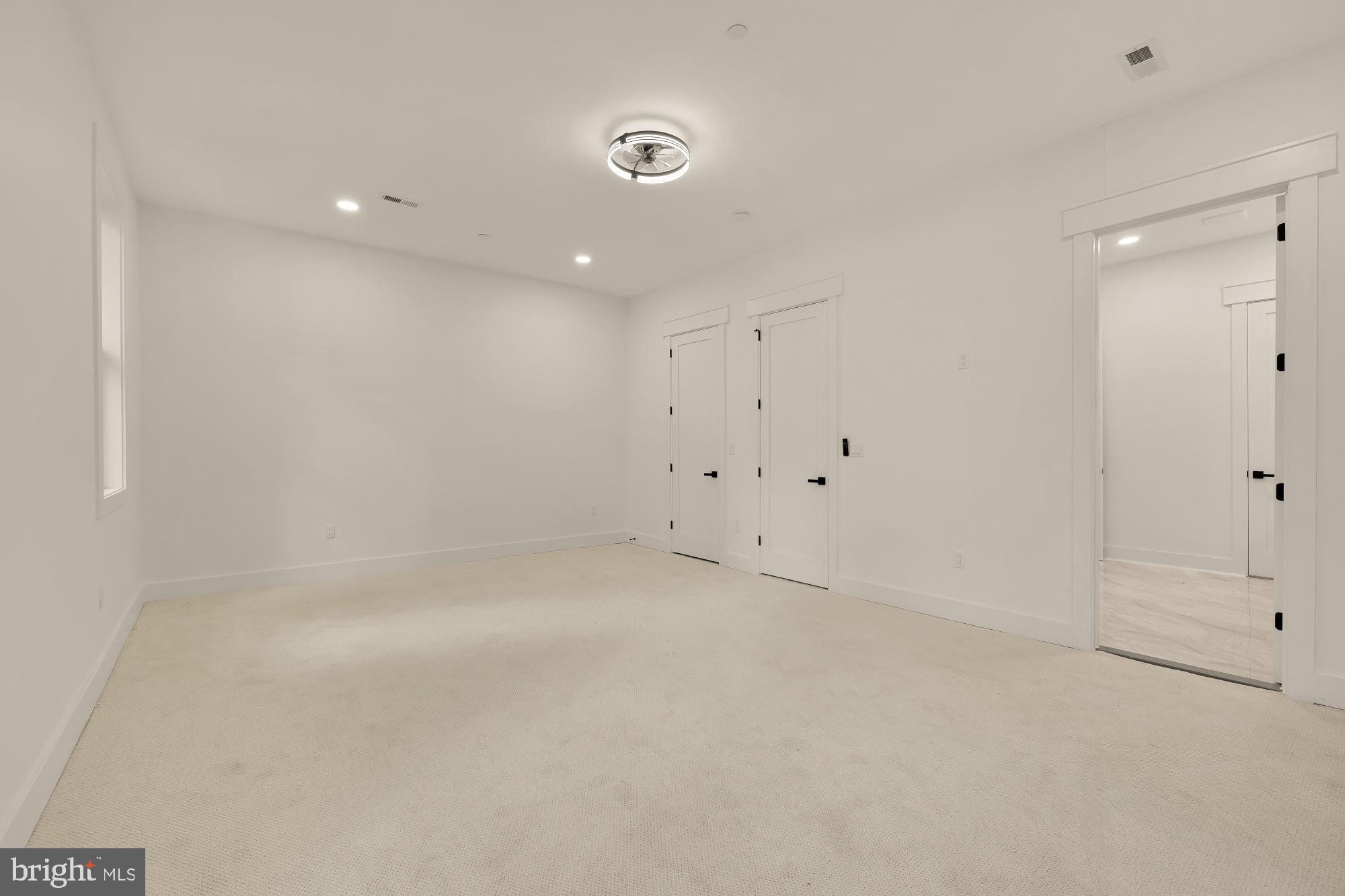 TAKOMA PARK - Residential