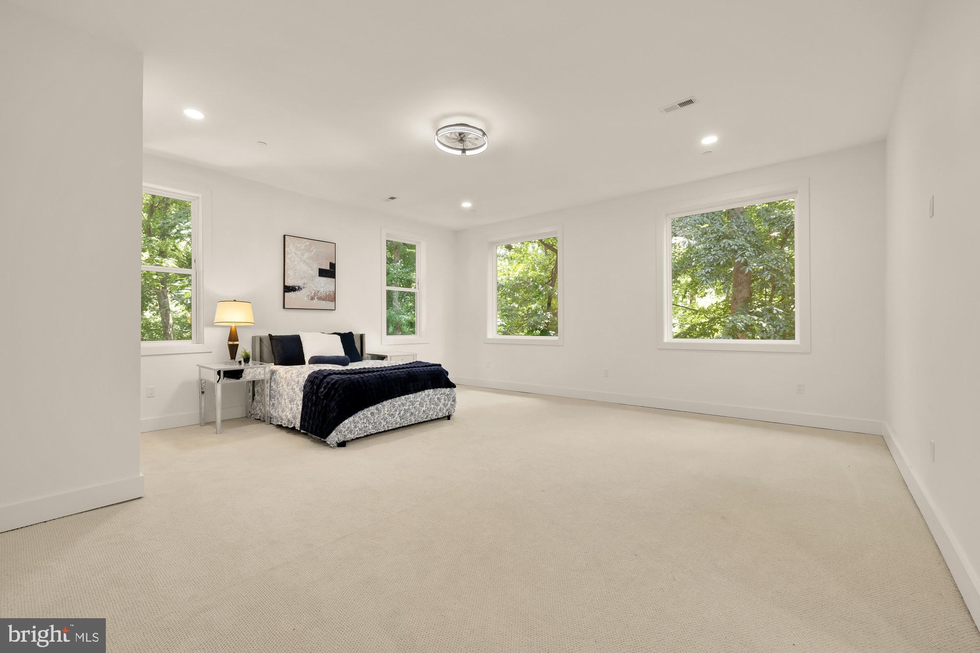 TAKOMA PARK - Residential