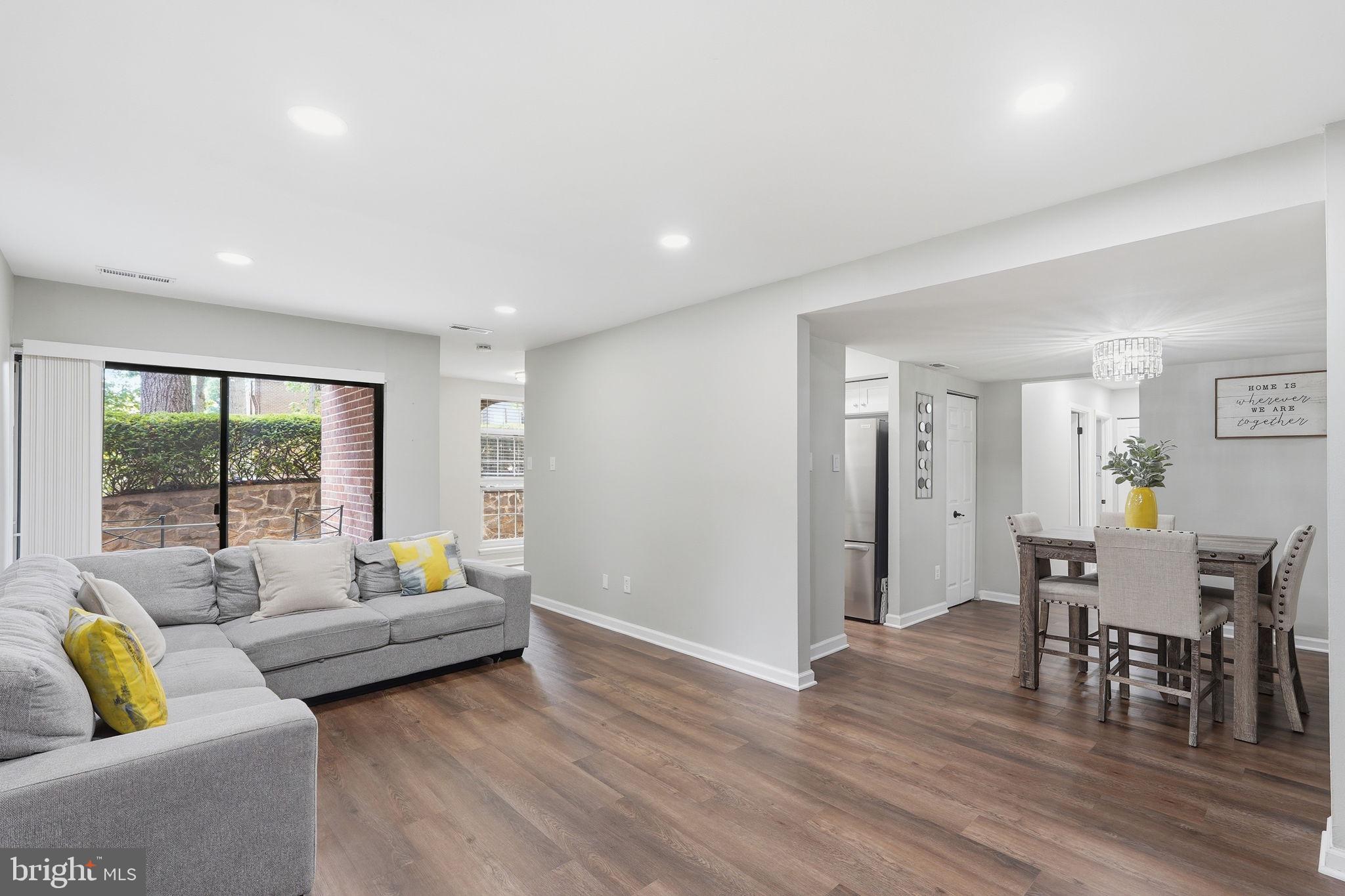 WOODBURN VILLAGE - Residential