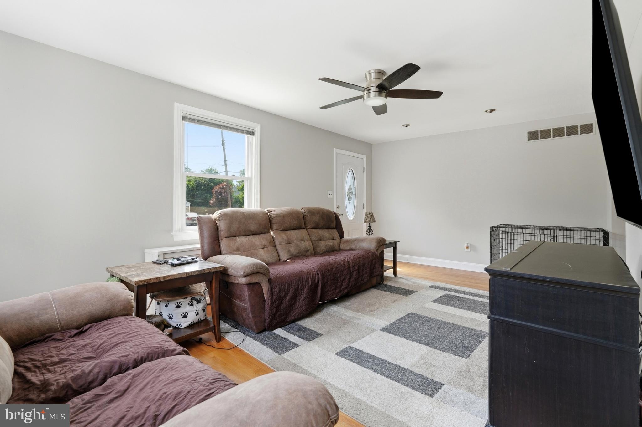 MILMONT PARK - Residential