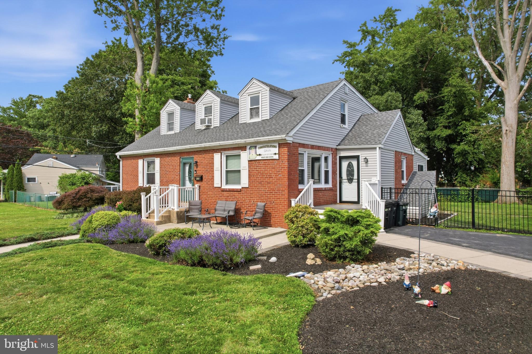 MILMONT PARK - Residential