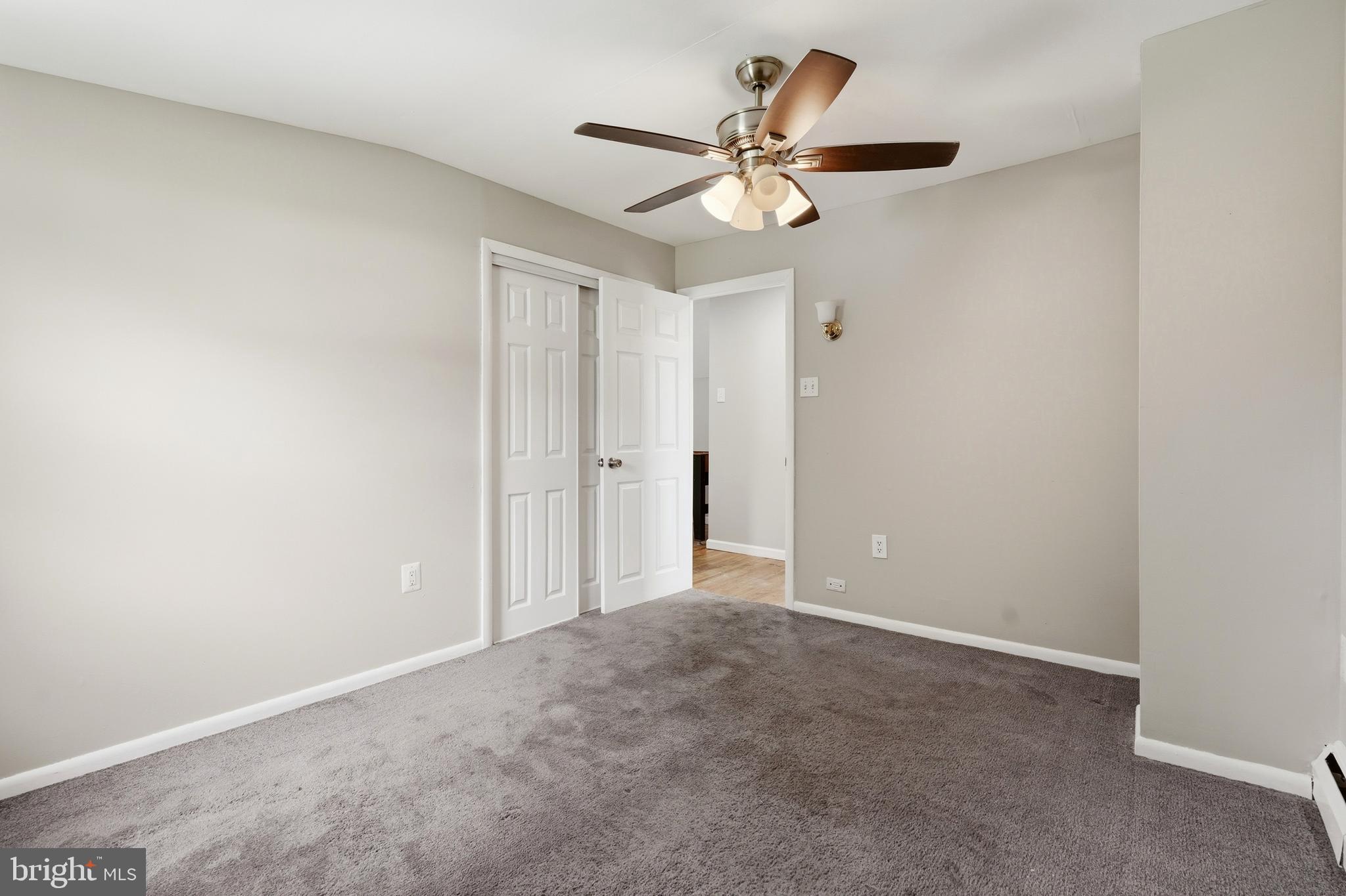 MILMONT PARK - Residential