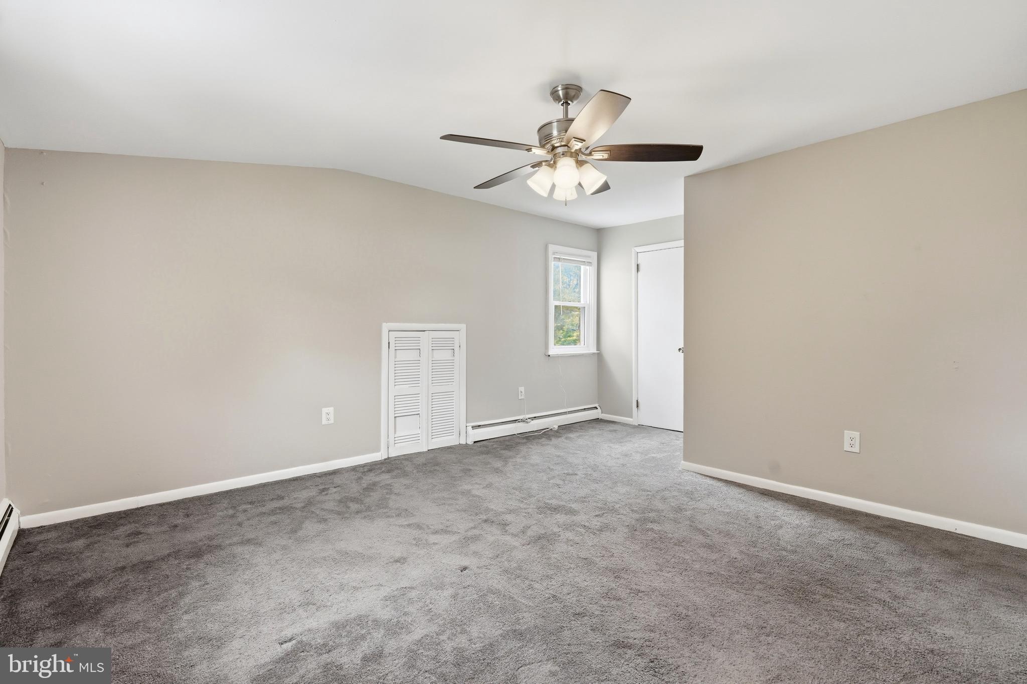 MILMONT PARK - Residential