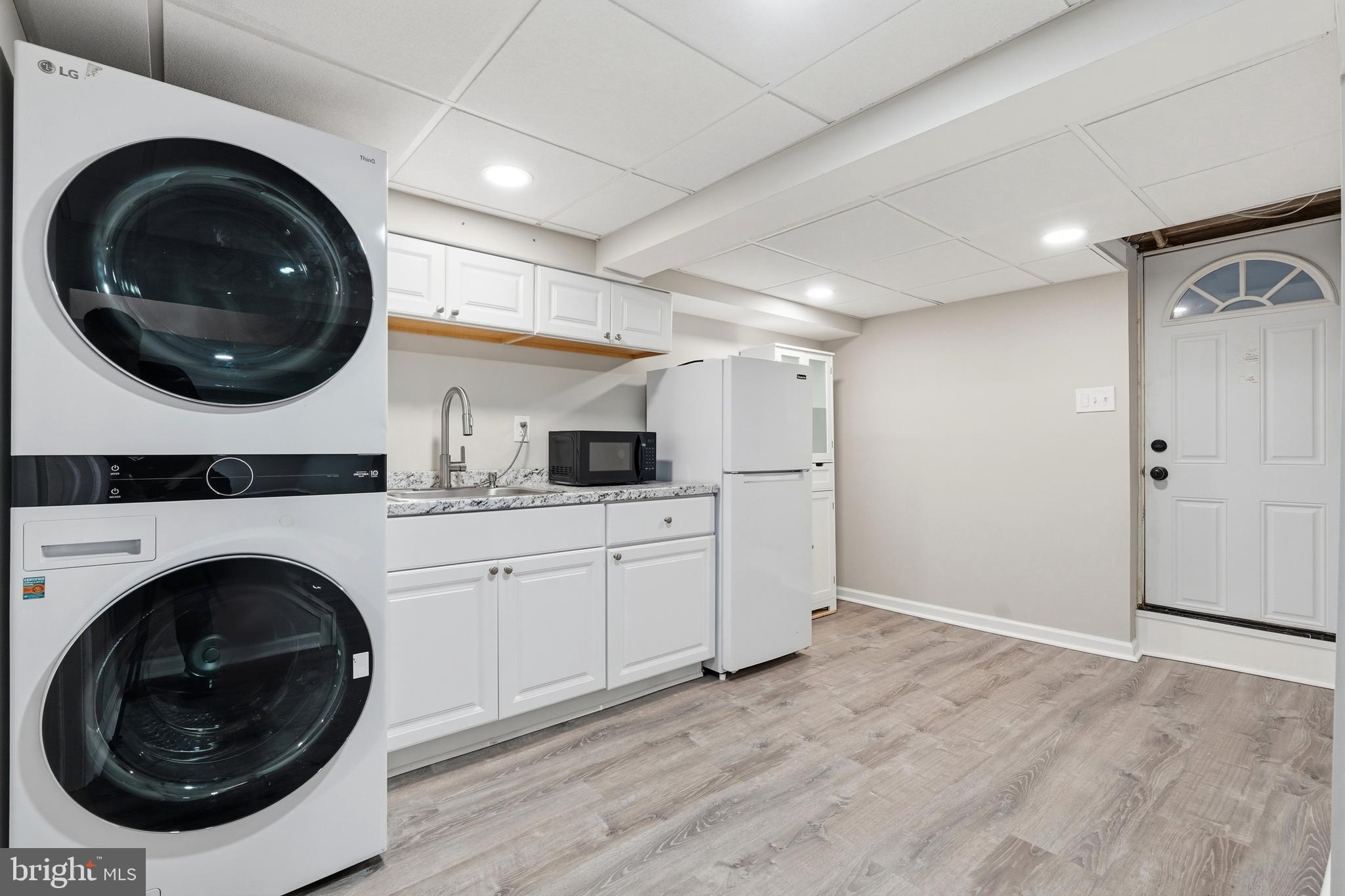 MILMONT PARK - Residential