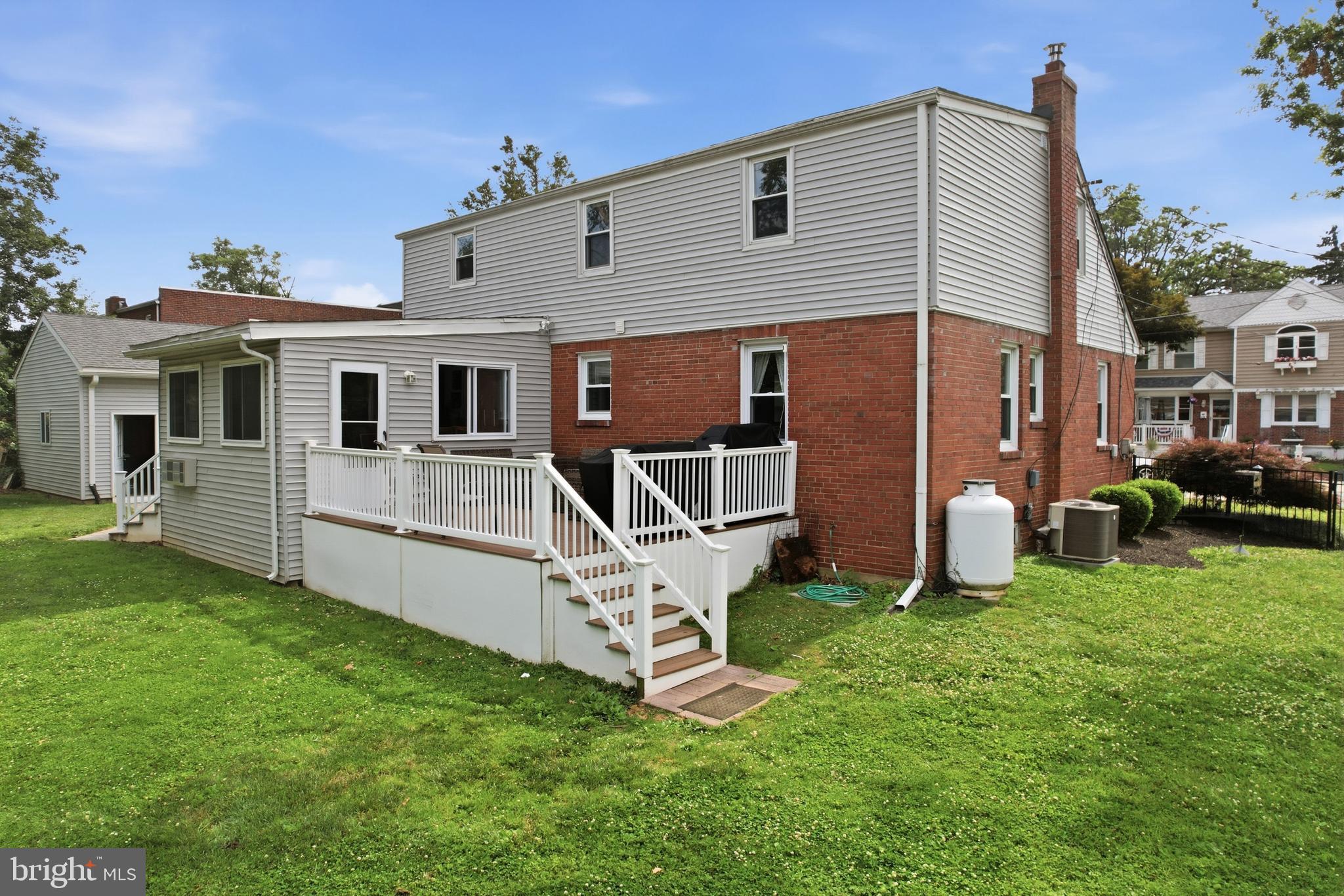 MILMONT PARK - Residential