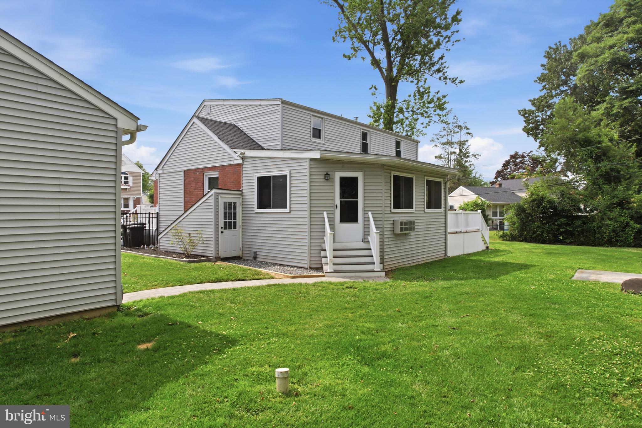 MILMONT PARK - Residential