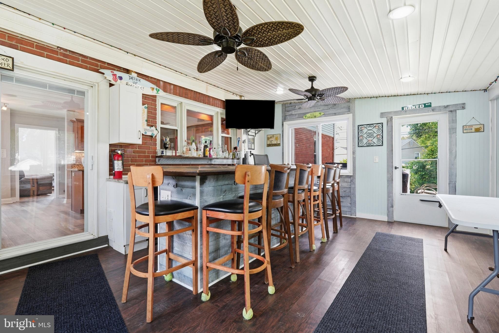 MILMONT PARK - Residential
