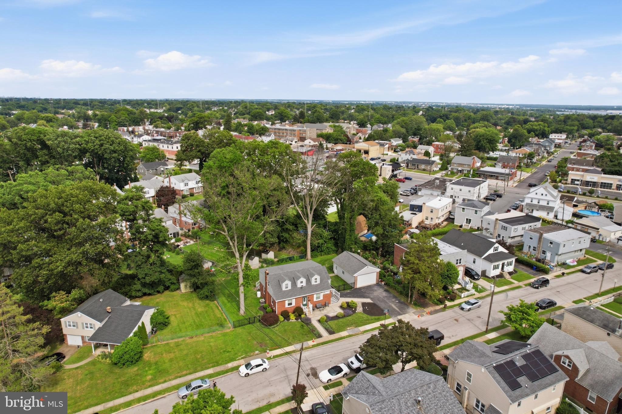 MILMONT PARK - Residential