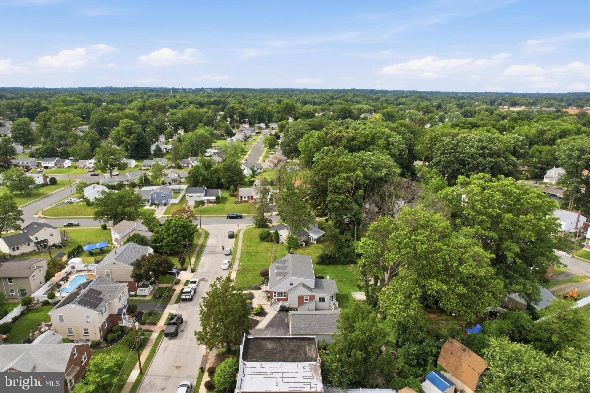 MILMONT PARK - Residential