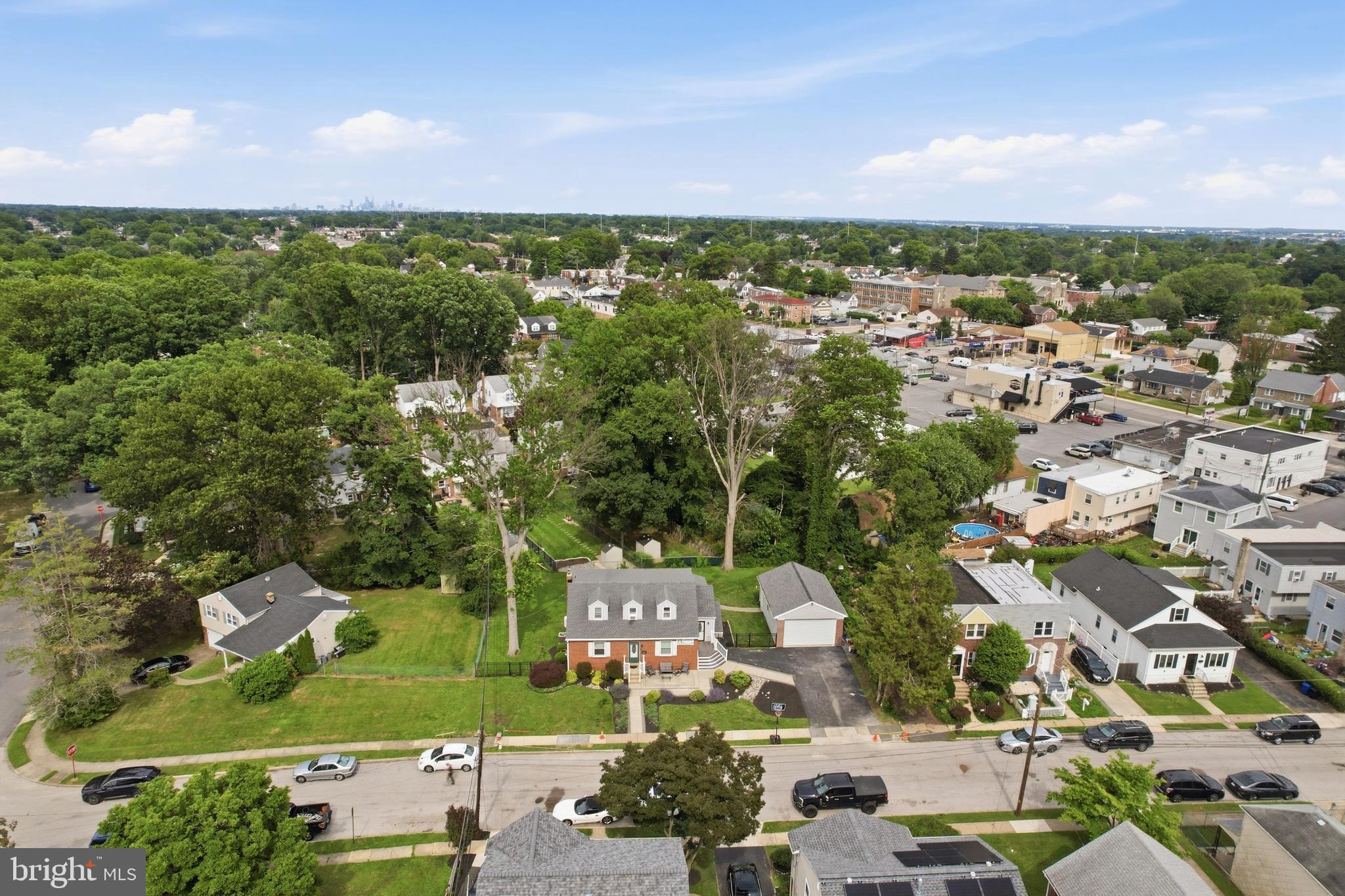 MILMONT PARK - Residential