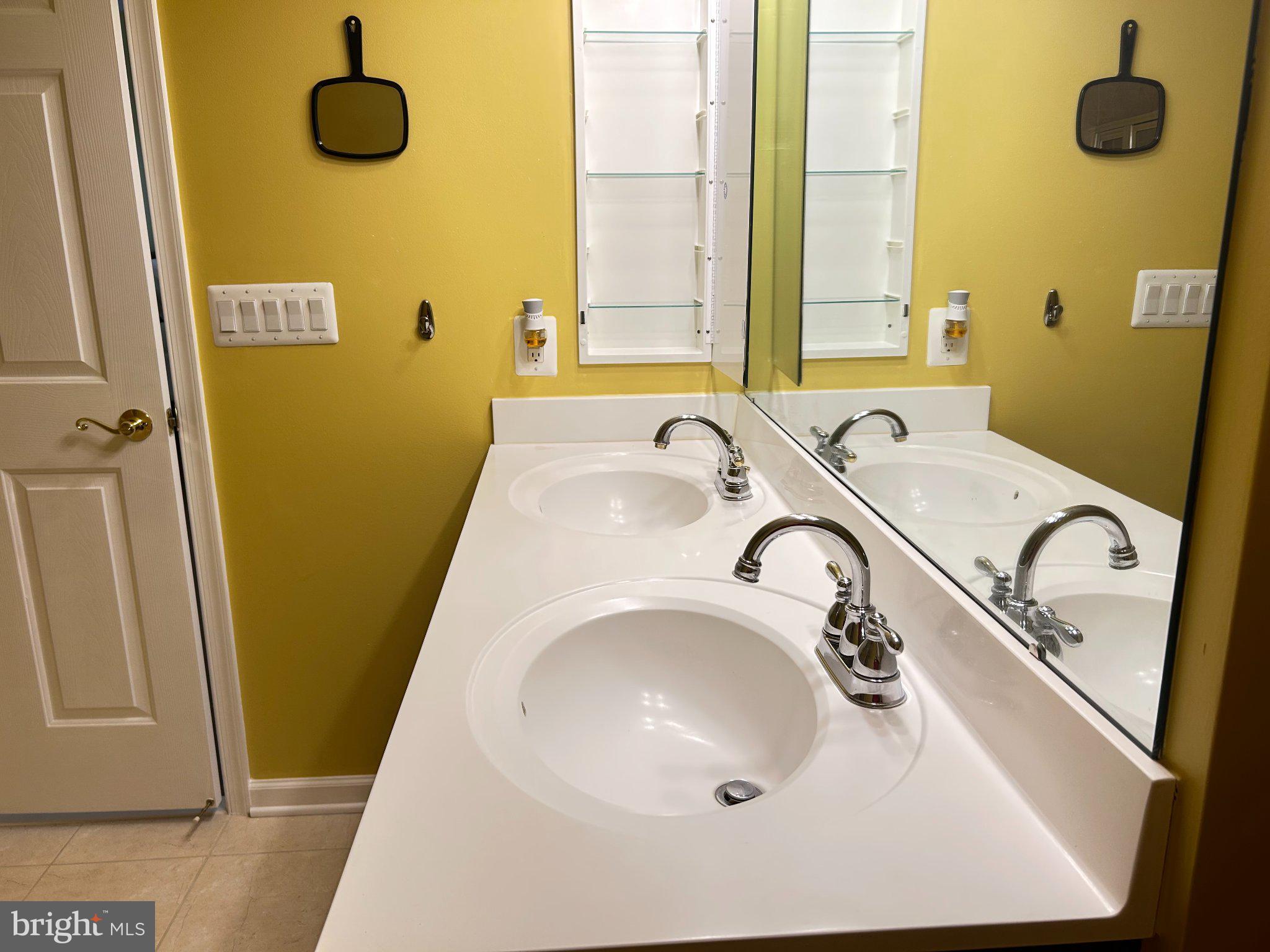 REGENT PARK - Residential
