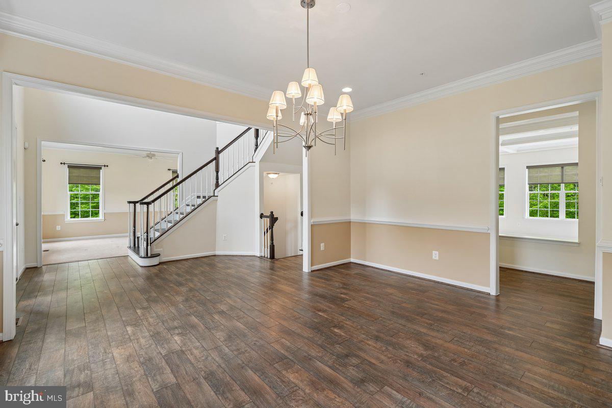 FAIRVIEW MANOR - Residential