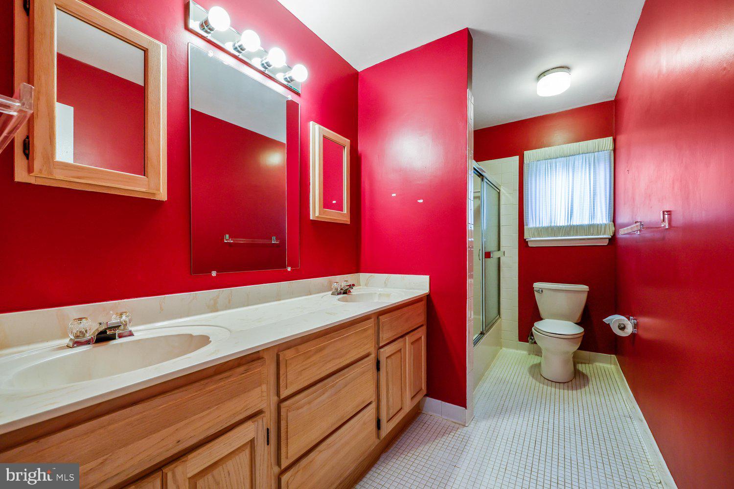 BEDFORDSHIRE - Residential
