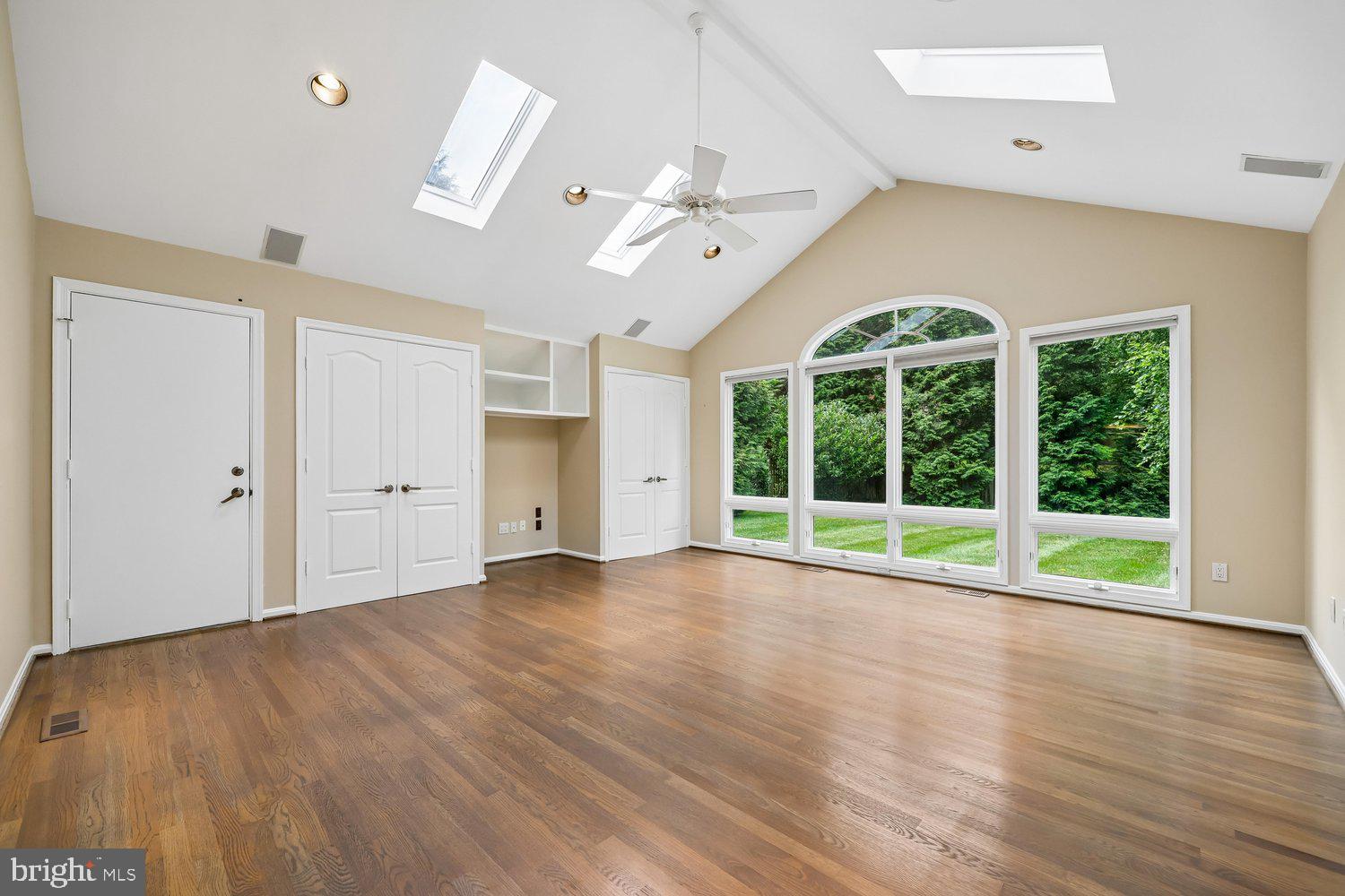 BEDFORDSHIRE - Residential