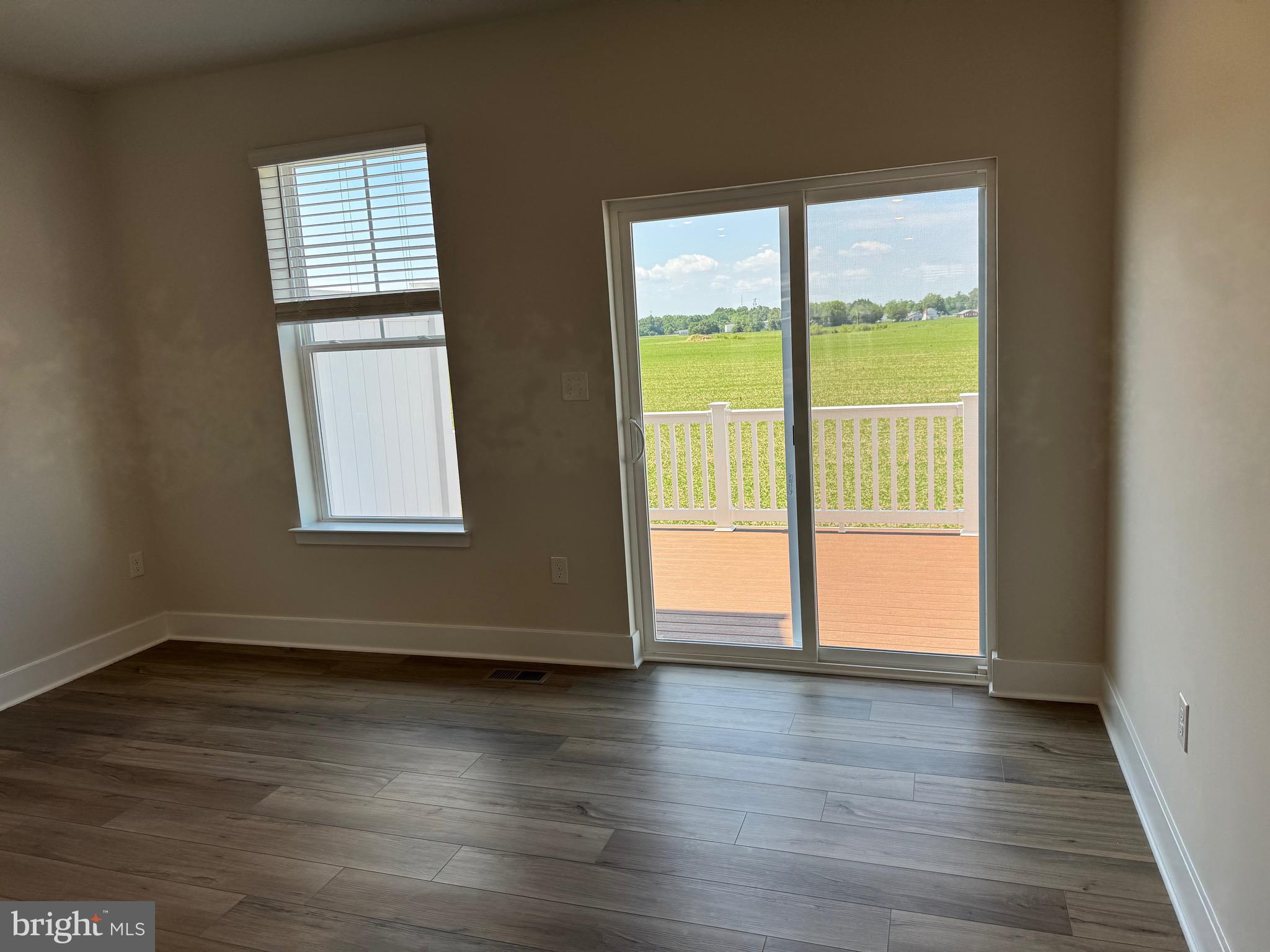 LAKESIDE AT TRAPPE - Residential