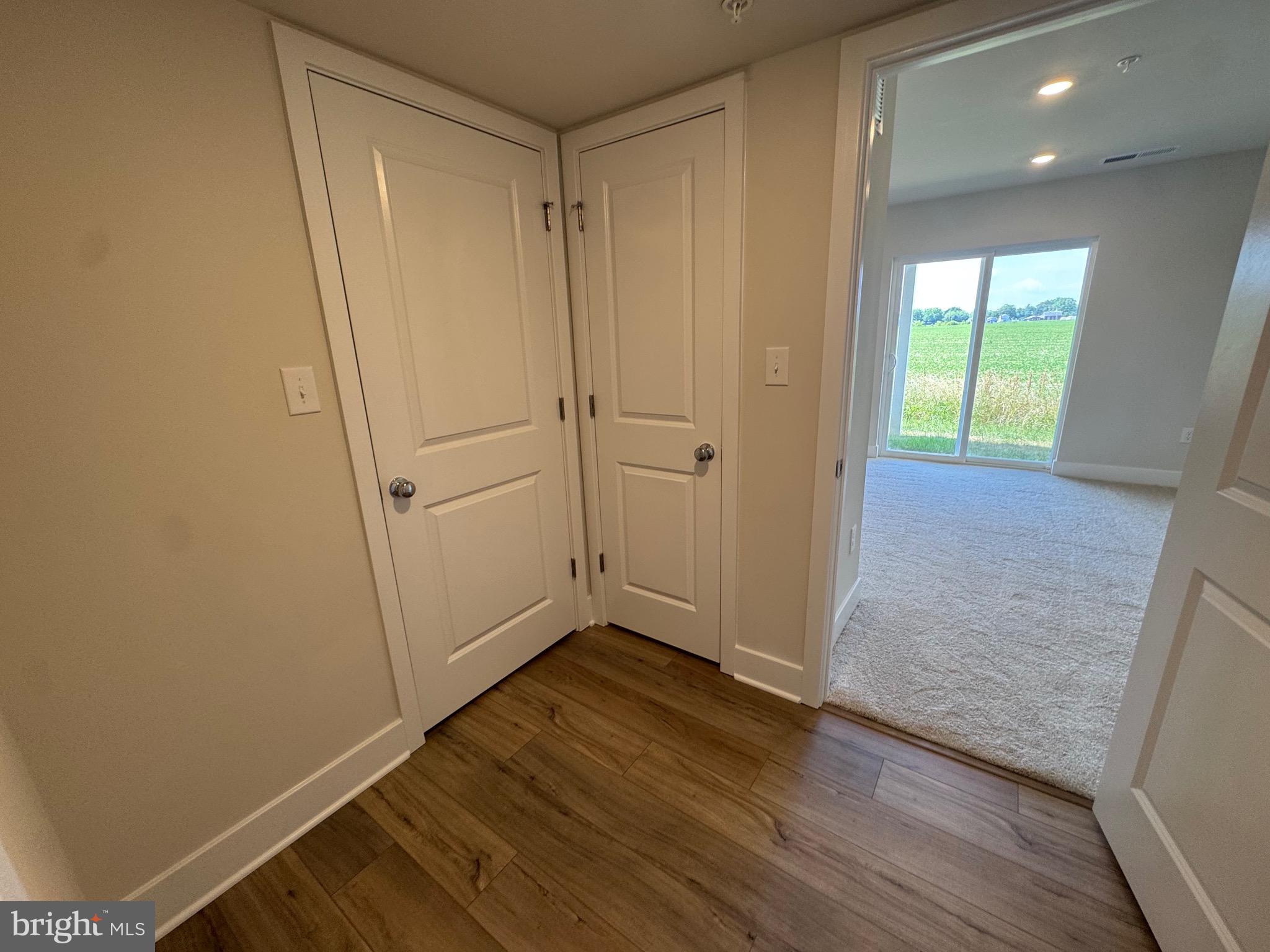 LAKESIDE AT TRAPPE - Residential