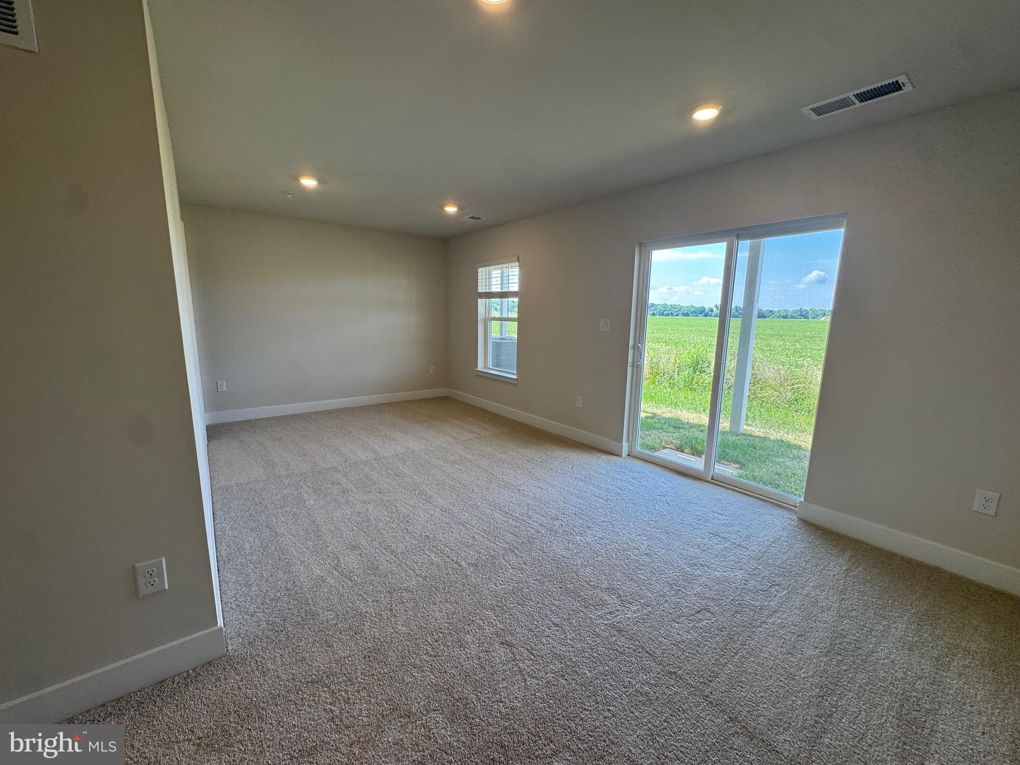 LAKESIDE AT TRAPPE - Residential