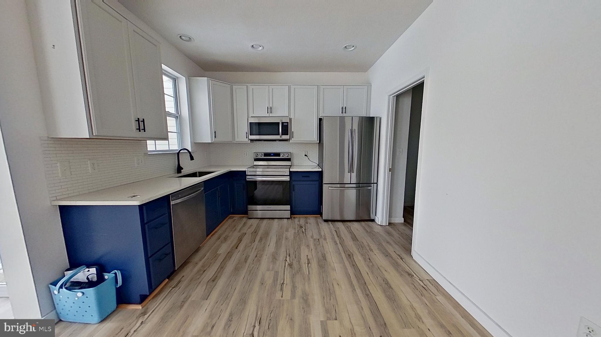 JACKSON HEIGHTS - Residential Lease