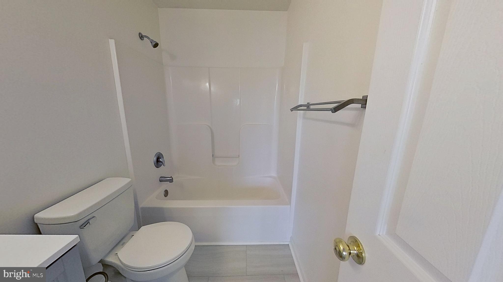 JACKSON HEIGHTS - Residential Lease