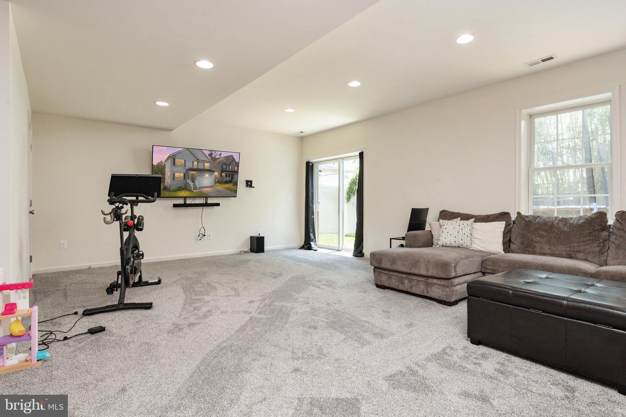 SABRINA PARK - Residential