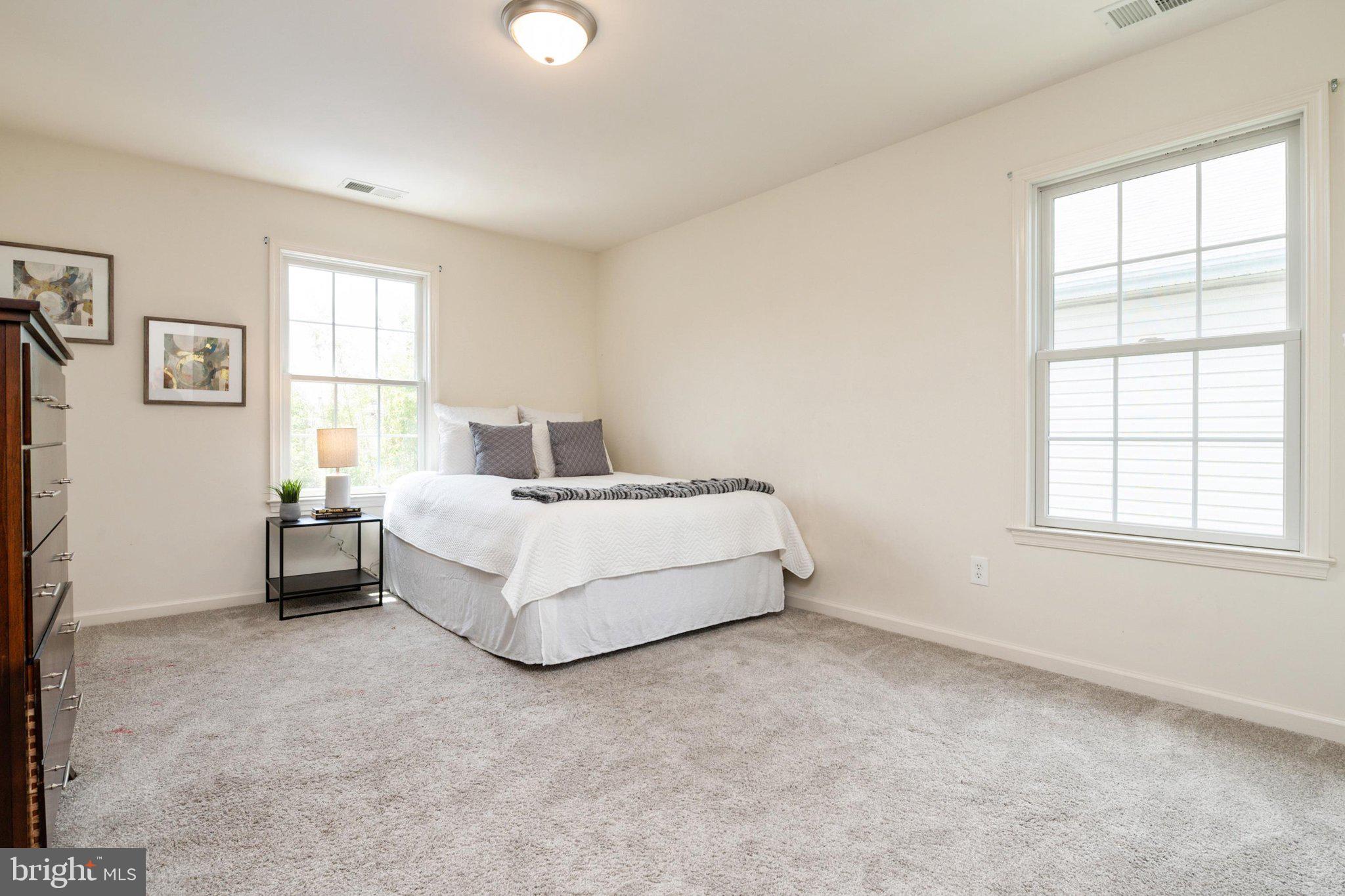 SABRINA PARK - Residential