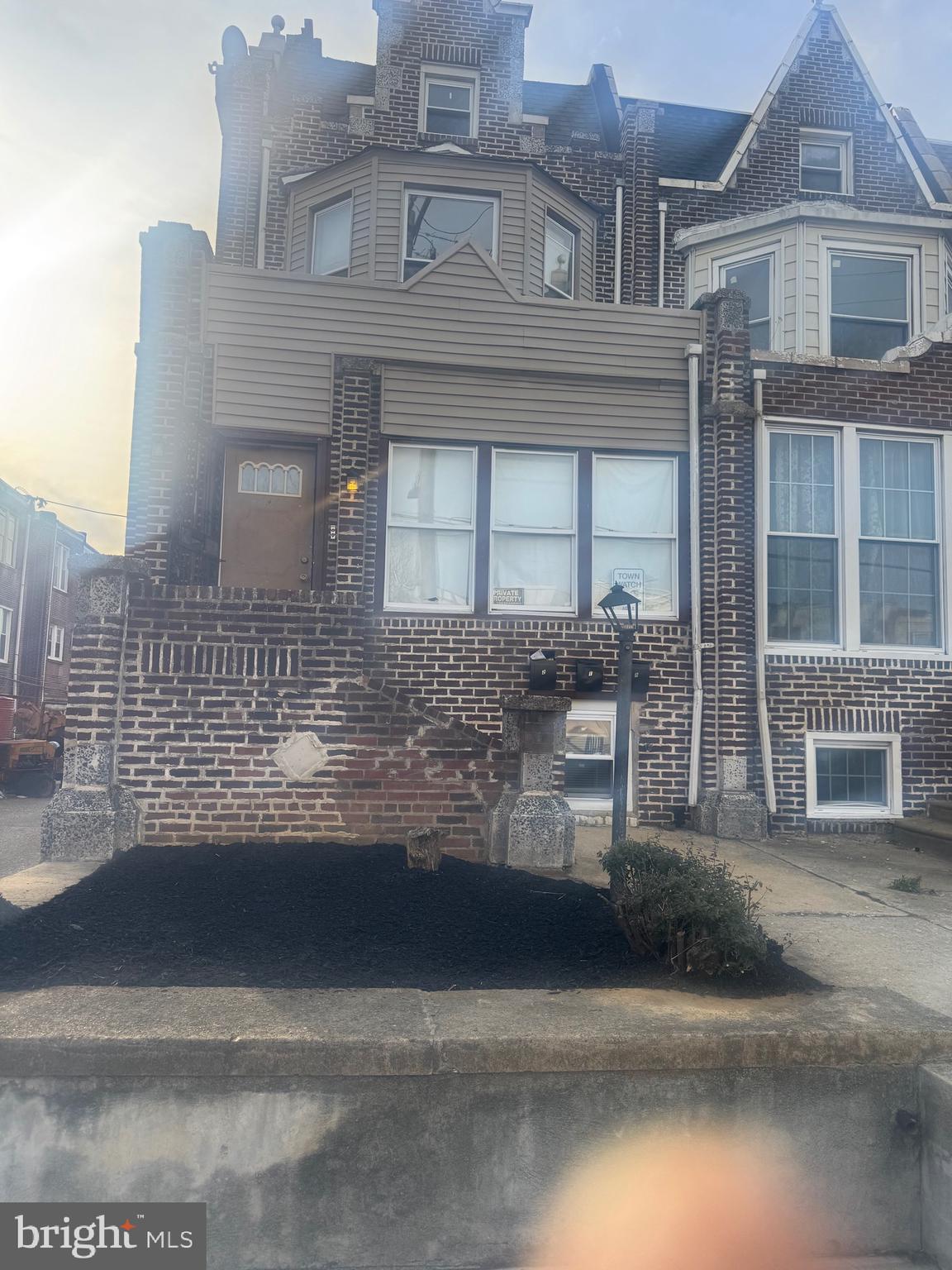 PHILADELPHIA - Residential Income