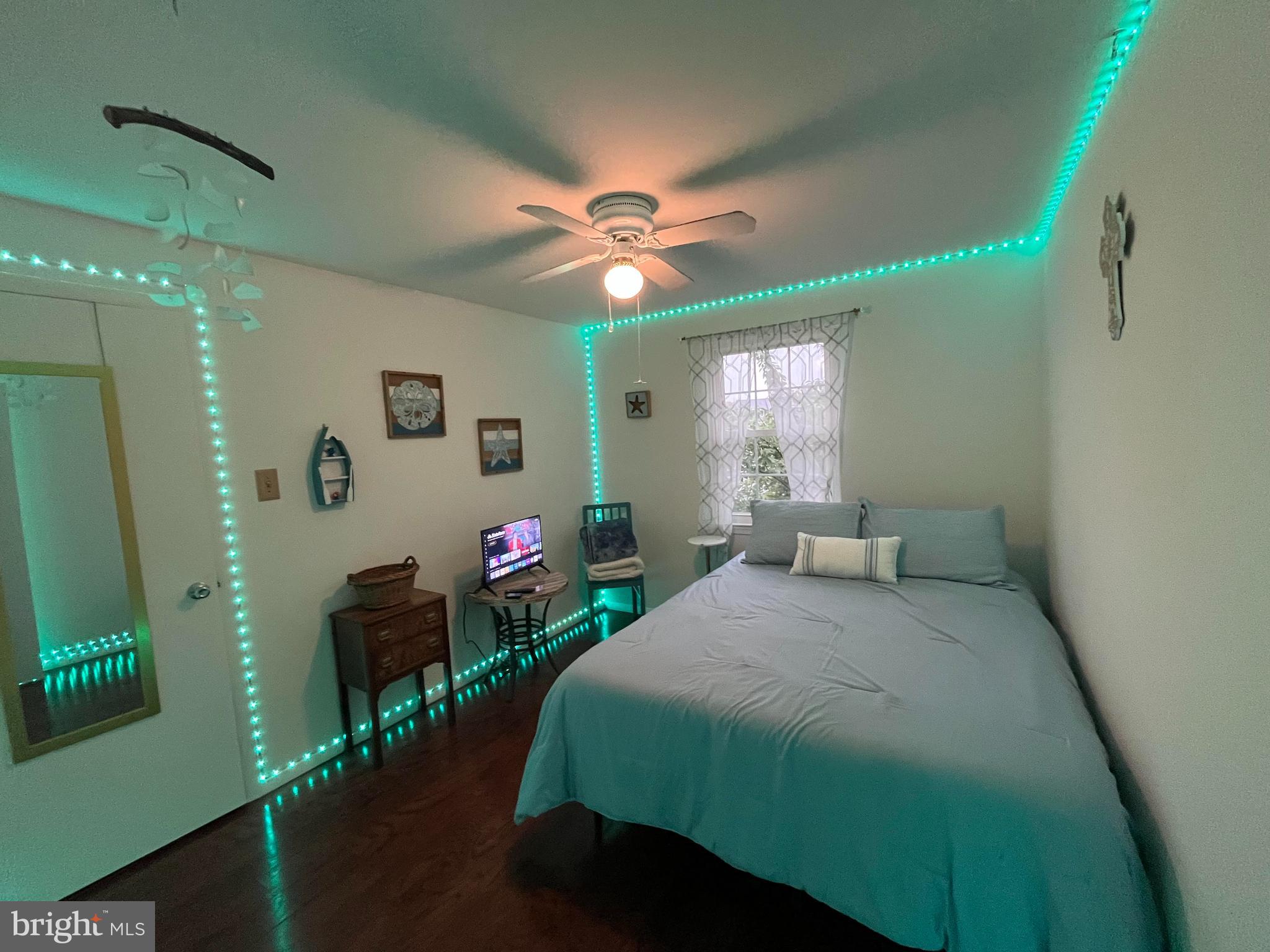 ELIZABETHS LANDING - Residential