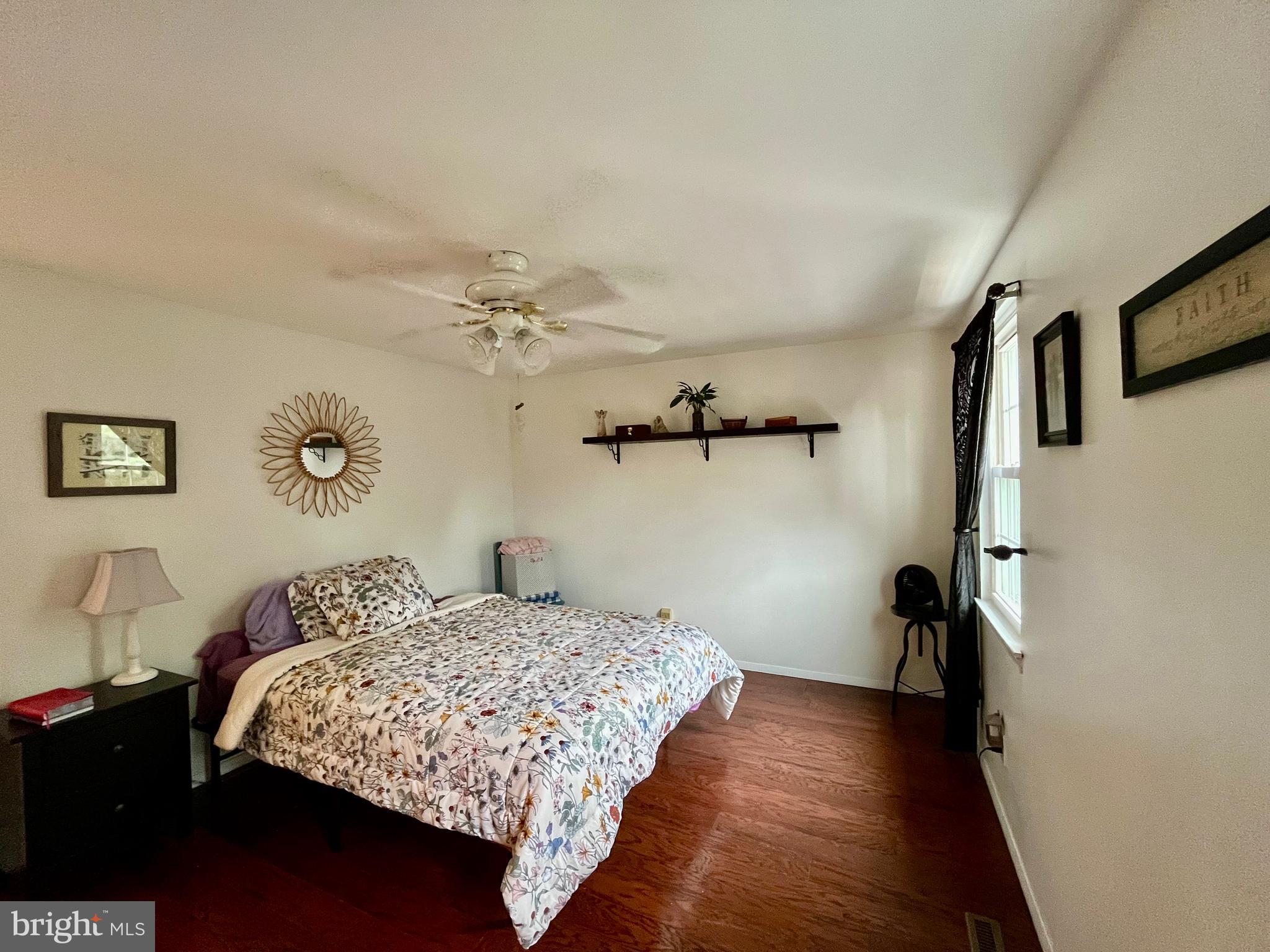ELIZABETHS LANDING - Residential