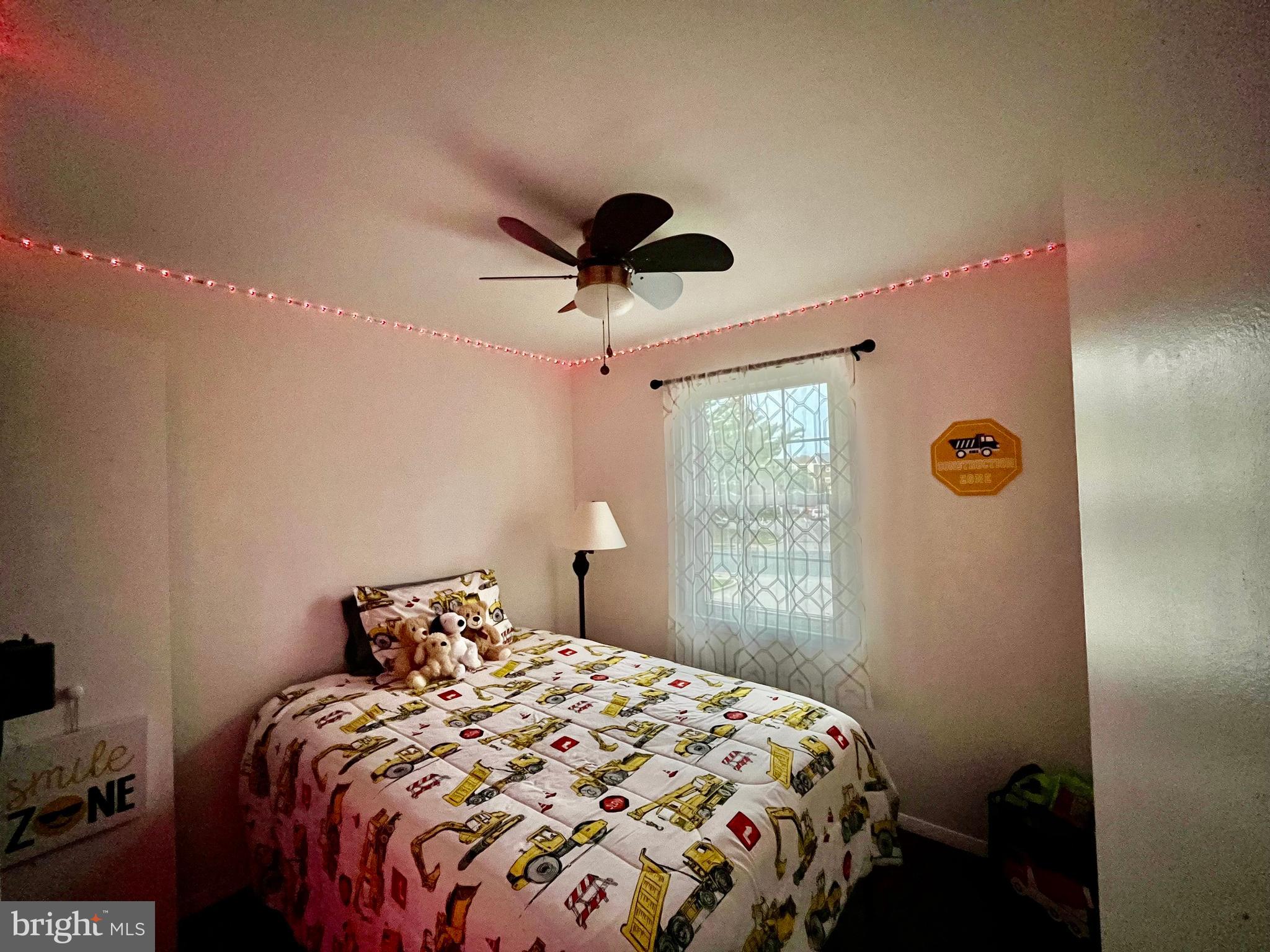 ELIZABETHS LANDING - Residential