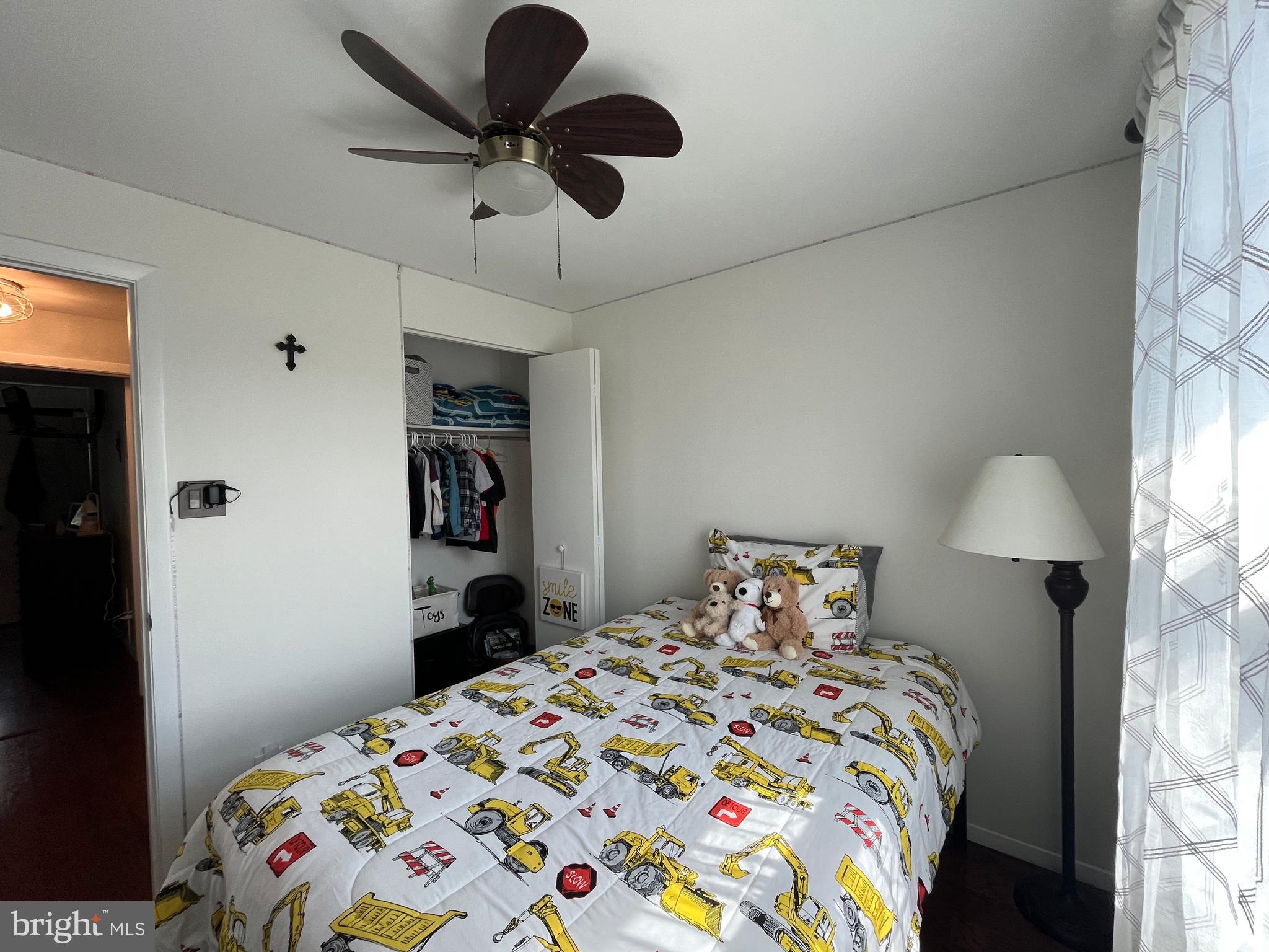 ELIZABETHS LANDING - Residential