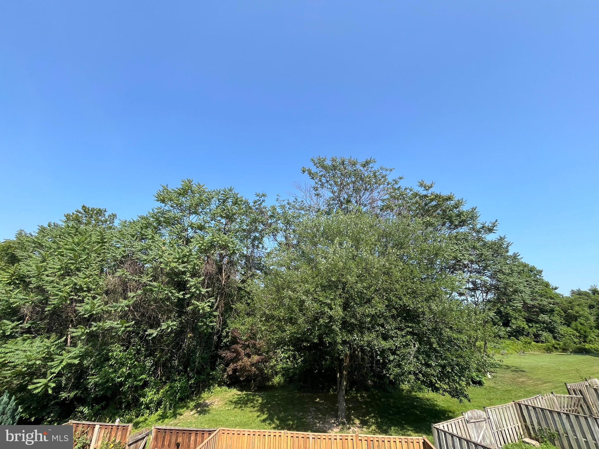 ELIZABETHS LANDING - Residential