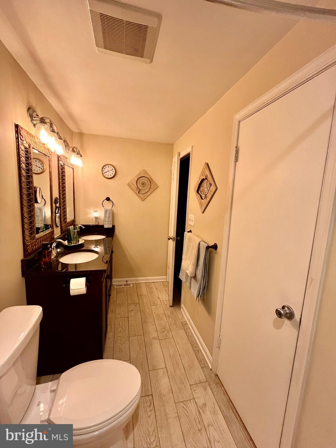 ELIZABETHS LANDING - Residential