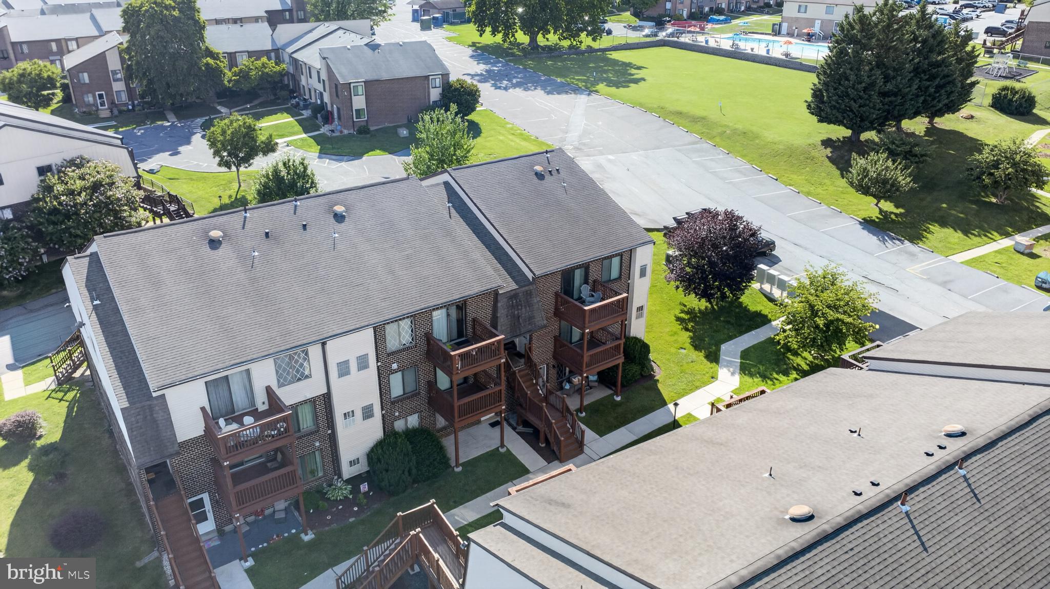 HILLTOP - Residential
