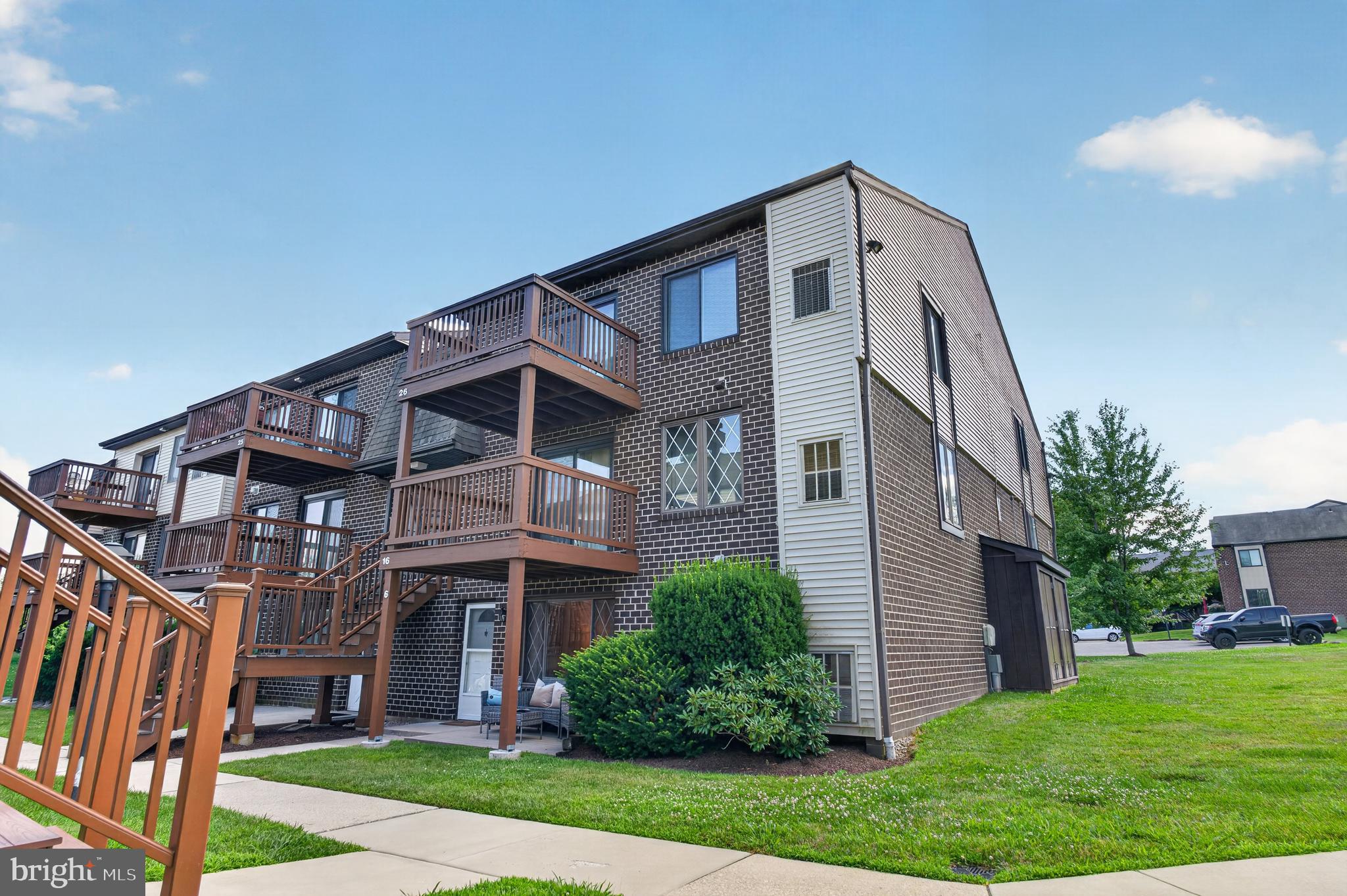 HILLTOP - Residential