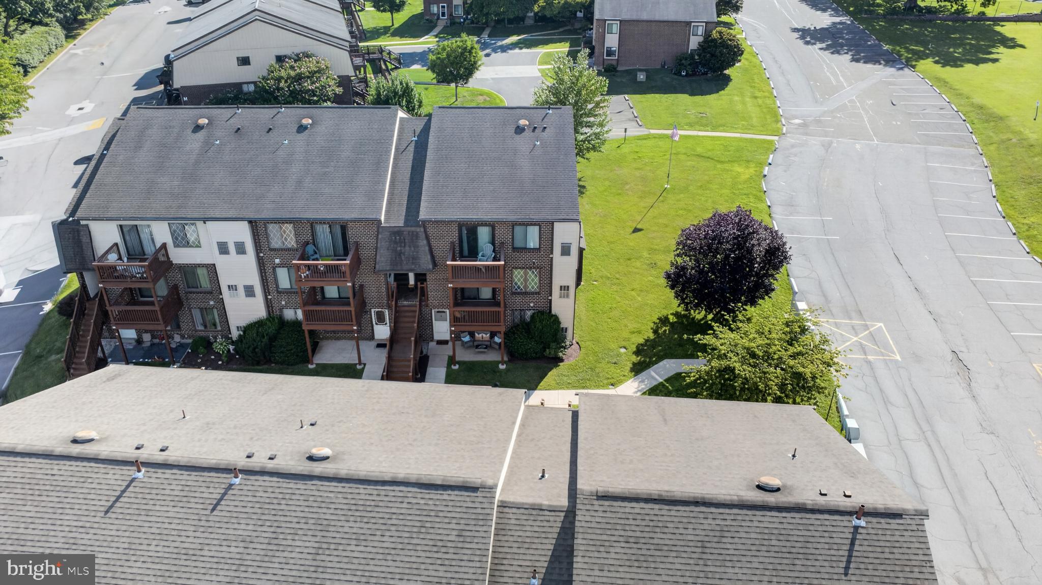 HILLTOP - Residential