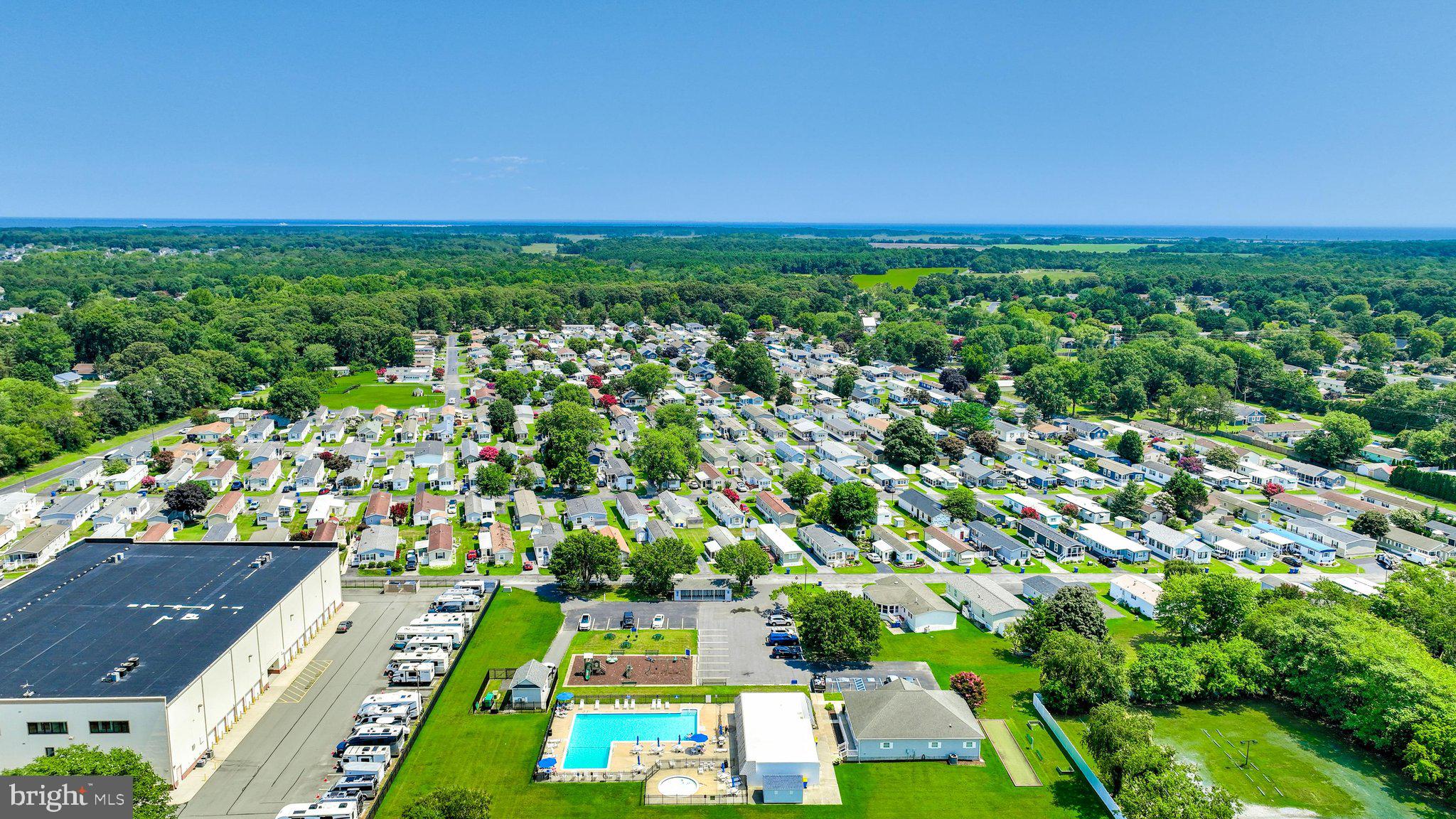 COLONIAL EAST - Residential