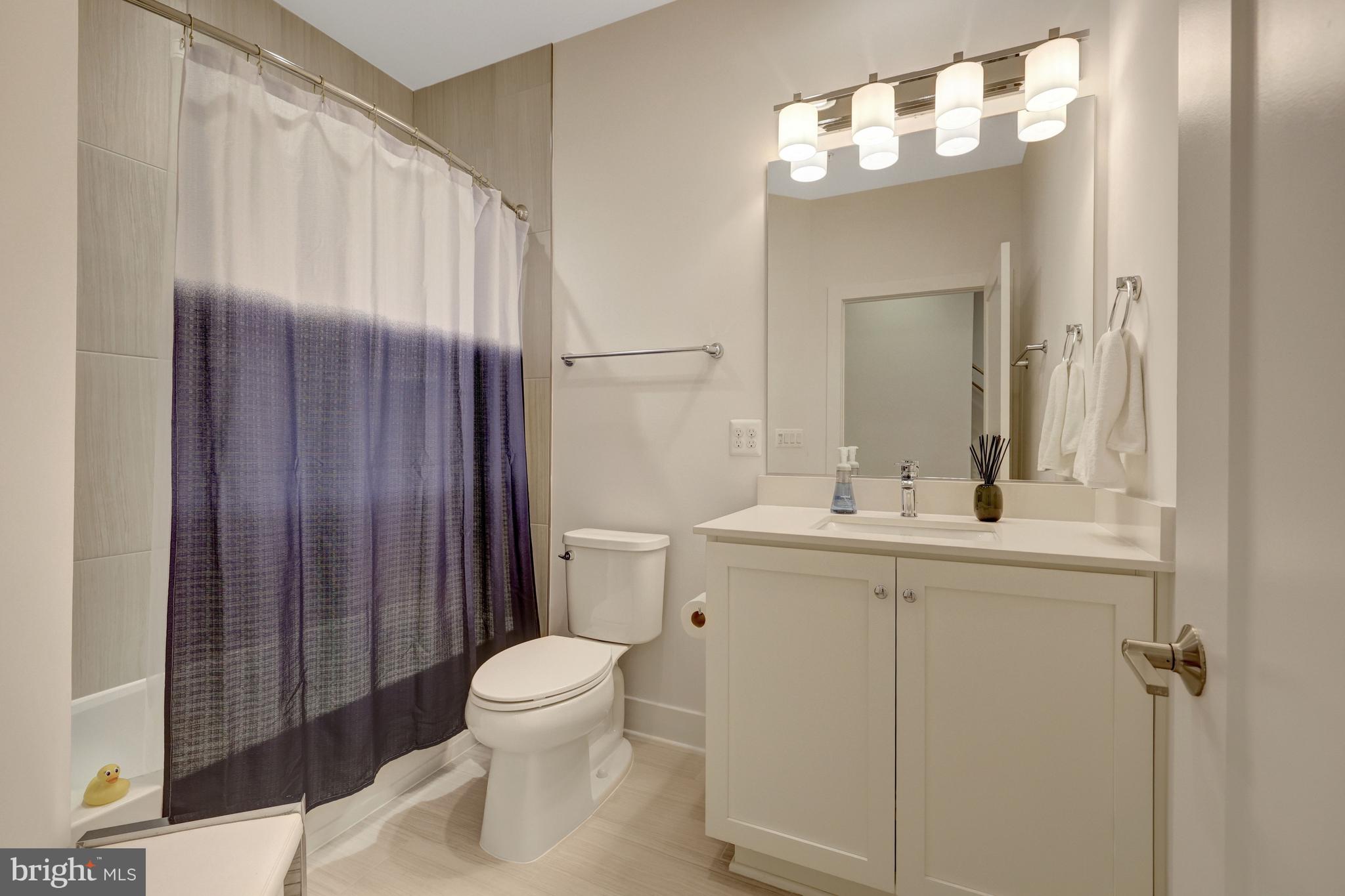 RESTON STATION - Residential