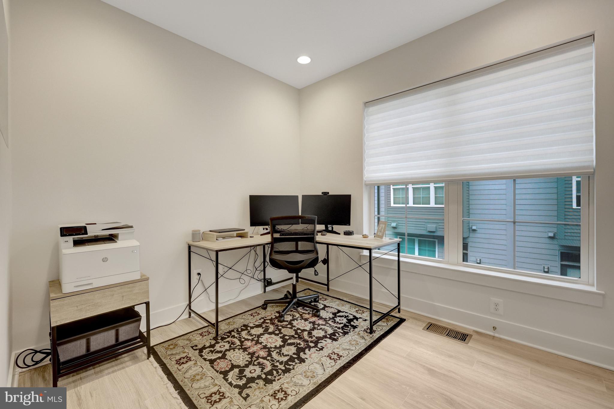 RESTON STATION - Residential